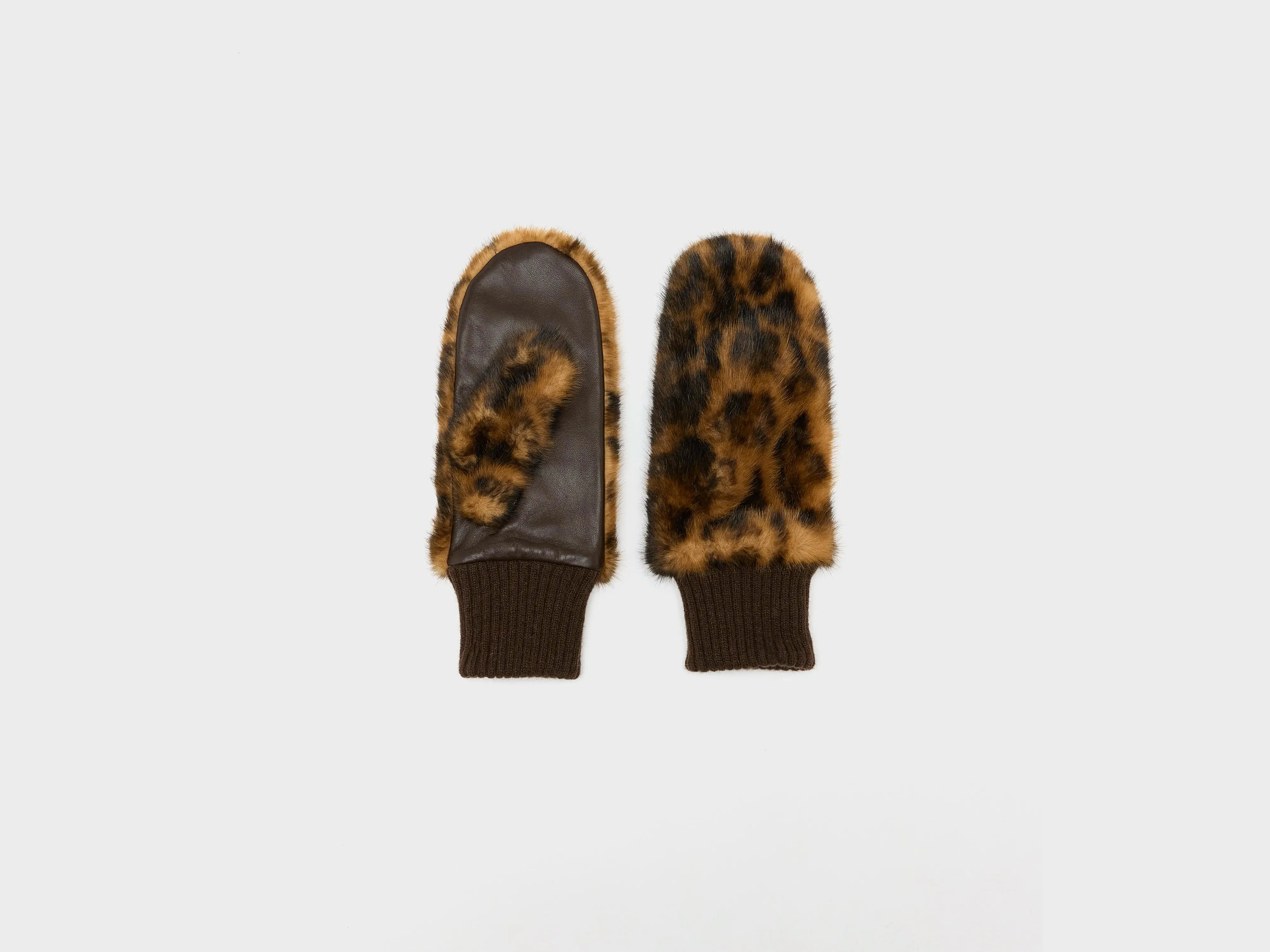 Madina faux fur mittens (252 / W / COMBO A) sold by Bellerose