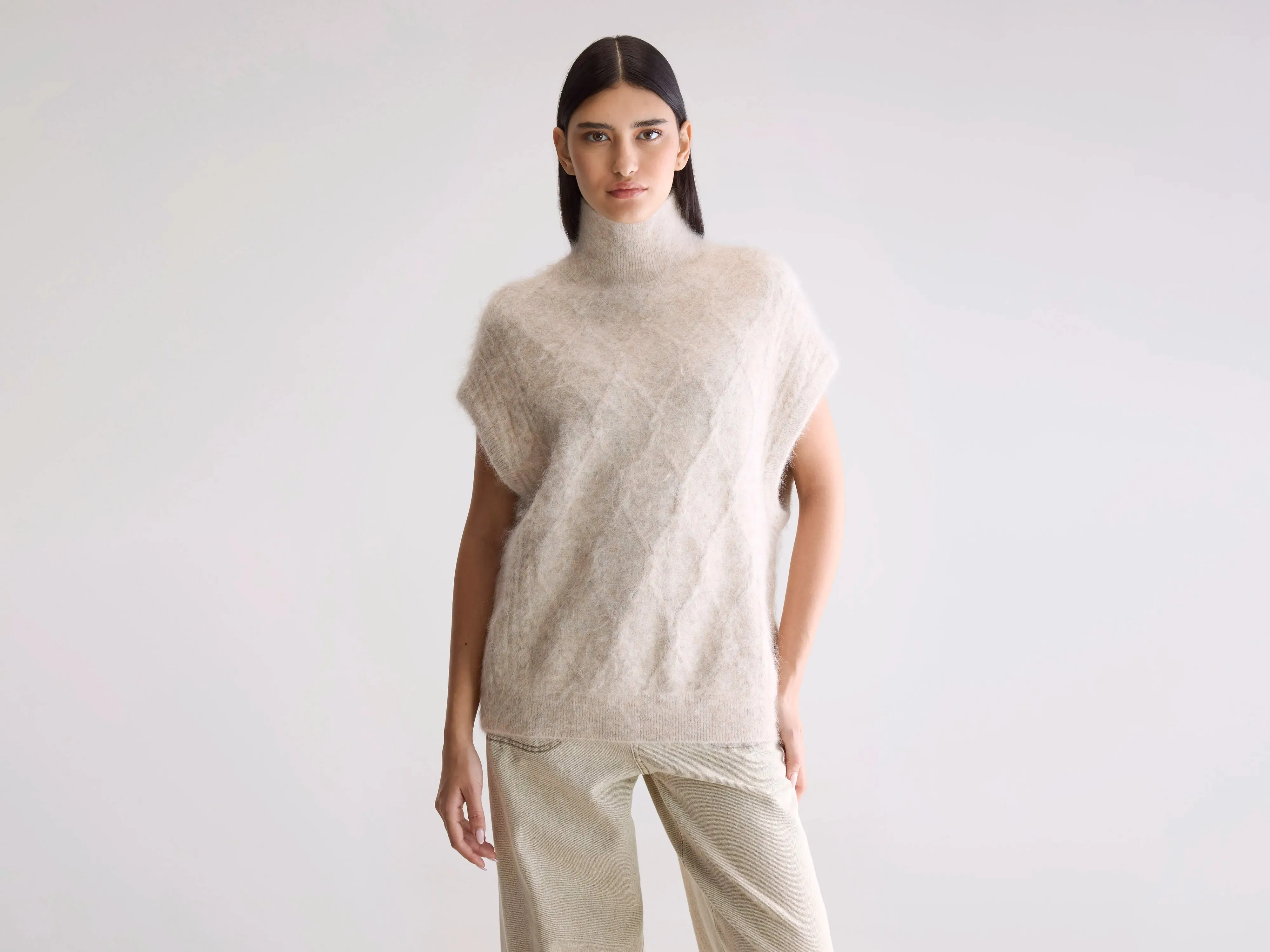 Darti Sweater Vest (252 / W / OYSTER) sold by Bellerose