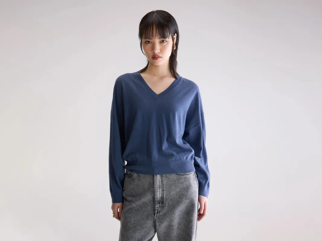 Arybev V-Neck Sweater (252 / W / BLUES) made by Bellerose