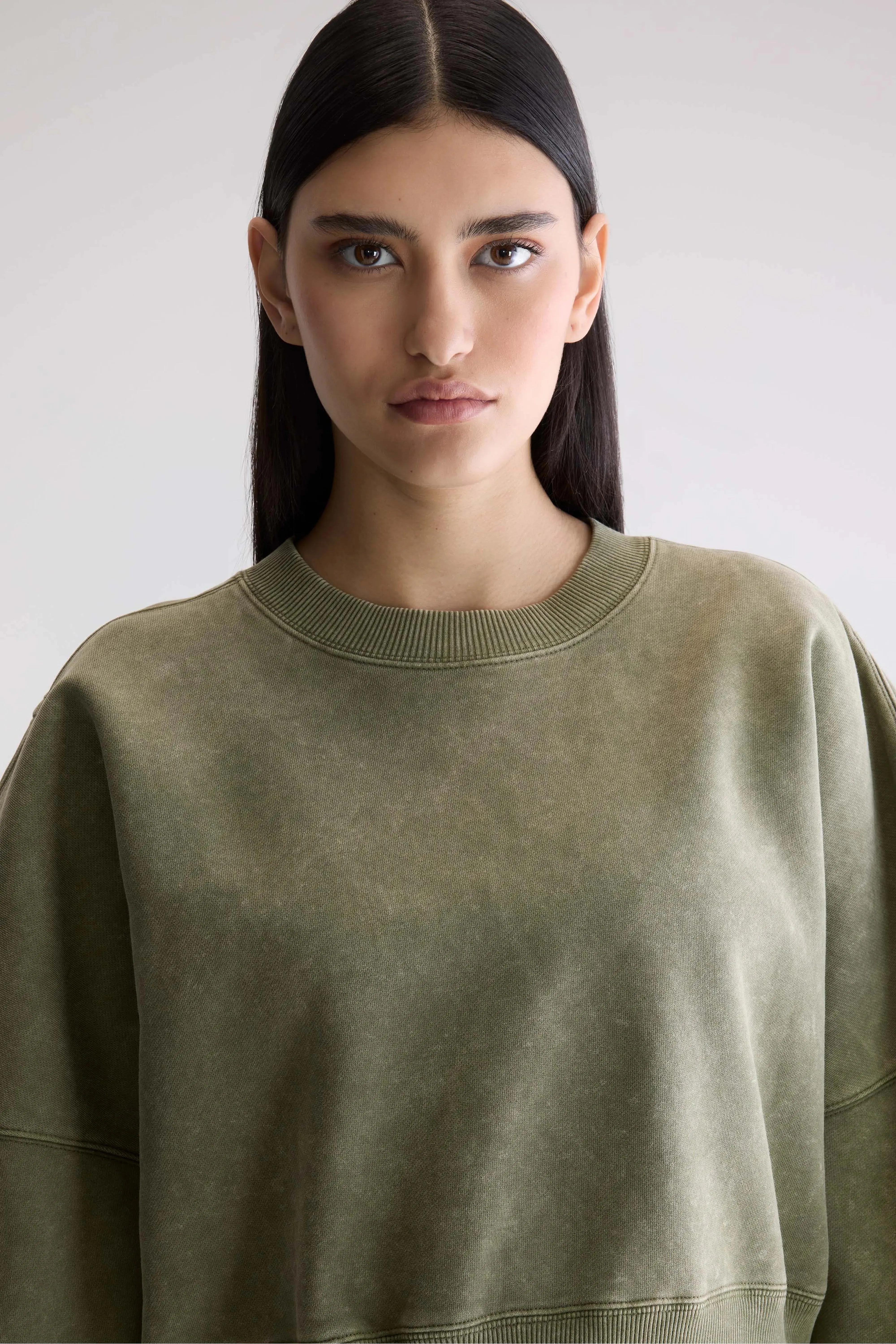 Salva cropped sweatshirt (252 / W / ARMY) sold by Bellerose product image thumbnail 4