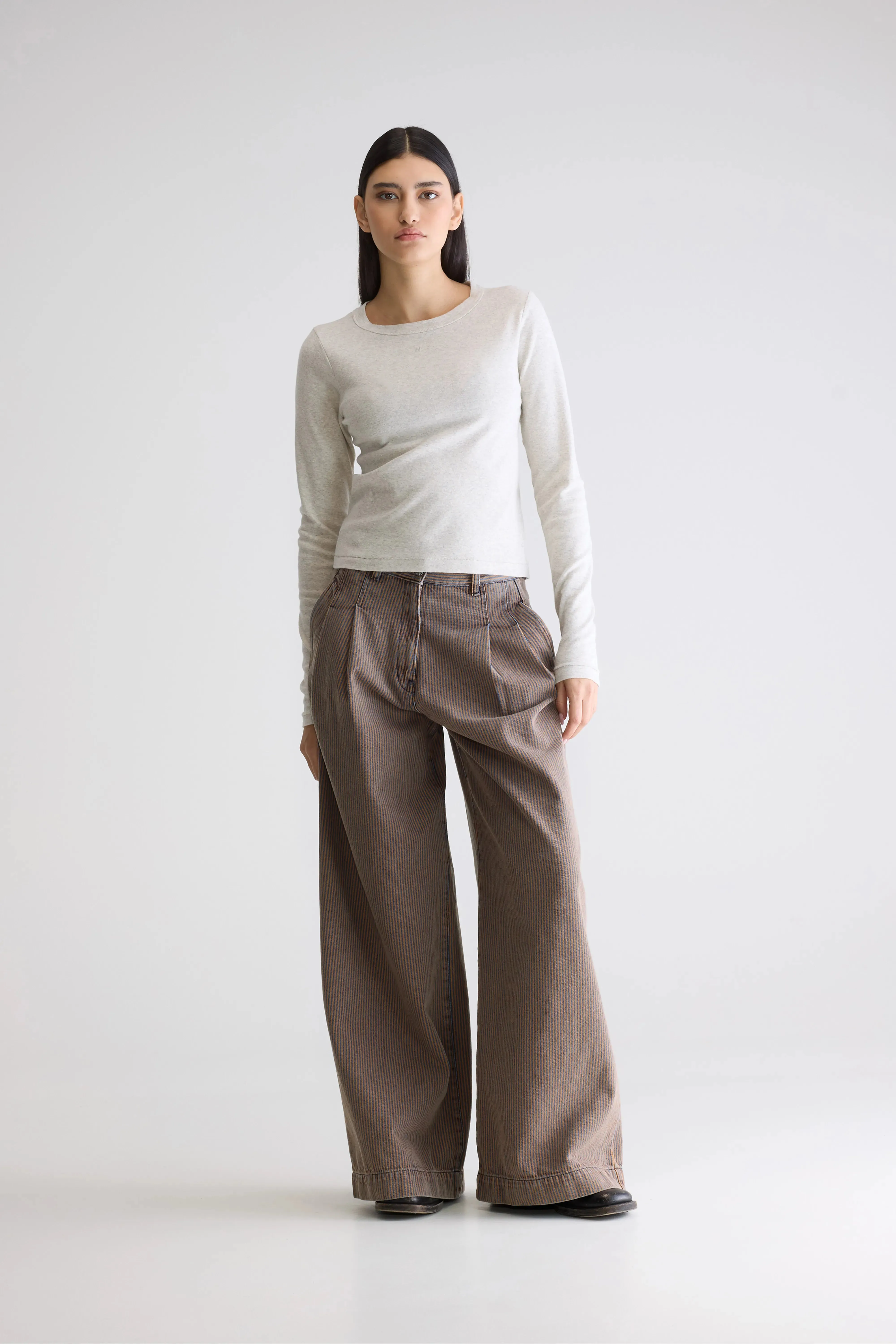 Flyer regular t-shirt (252 / W / OYSTER) sold by Bellerose product image thumbnail 3