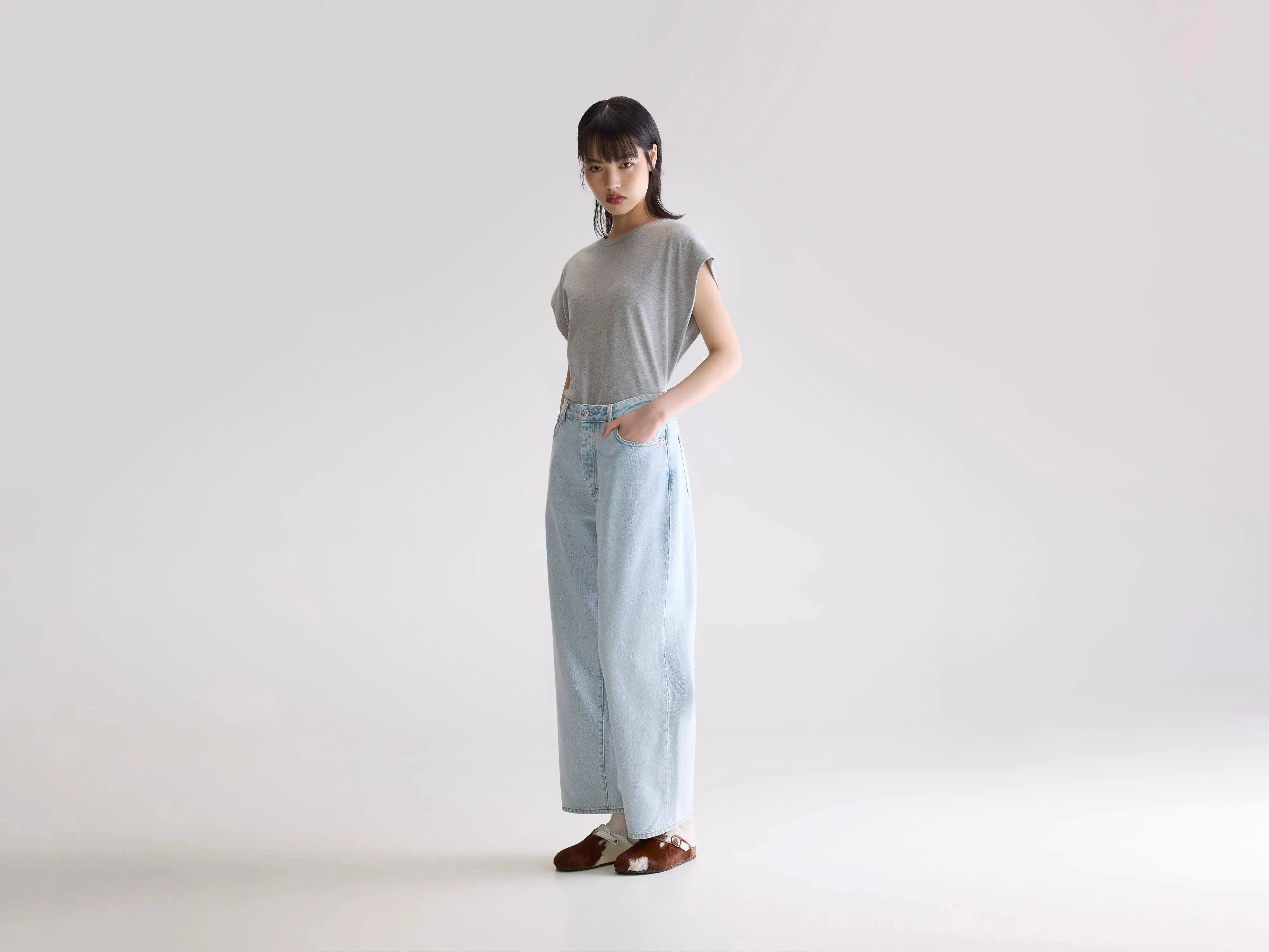 Denim N. 66 wide jeans (252 / W / USED LT BLUE) sold by Bellerose