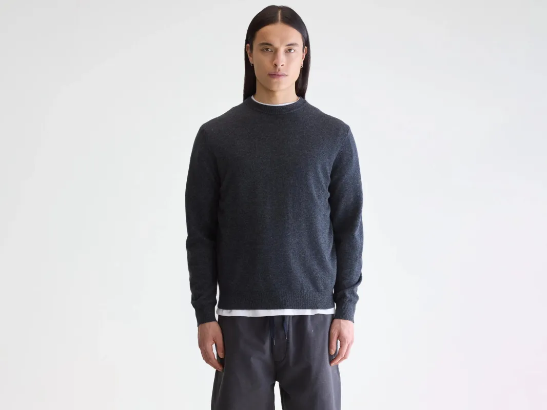 Sonoo classic crewneck sweater (252 / M / CHARCOAL) sold by Bellerose
