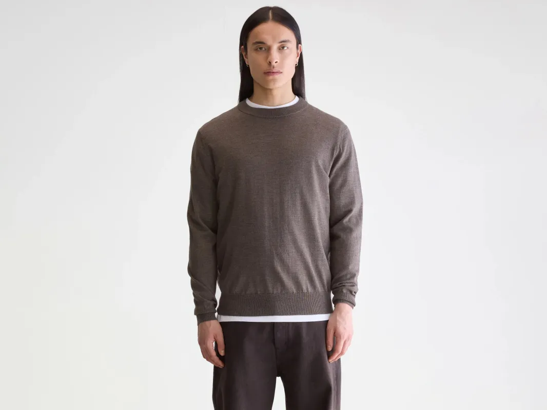 Dilliv crewneck sweater (252 / M / PEEL) sold by Bellerose