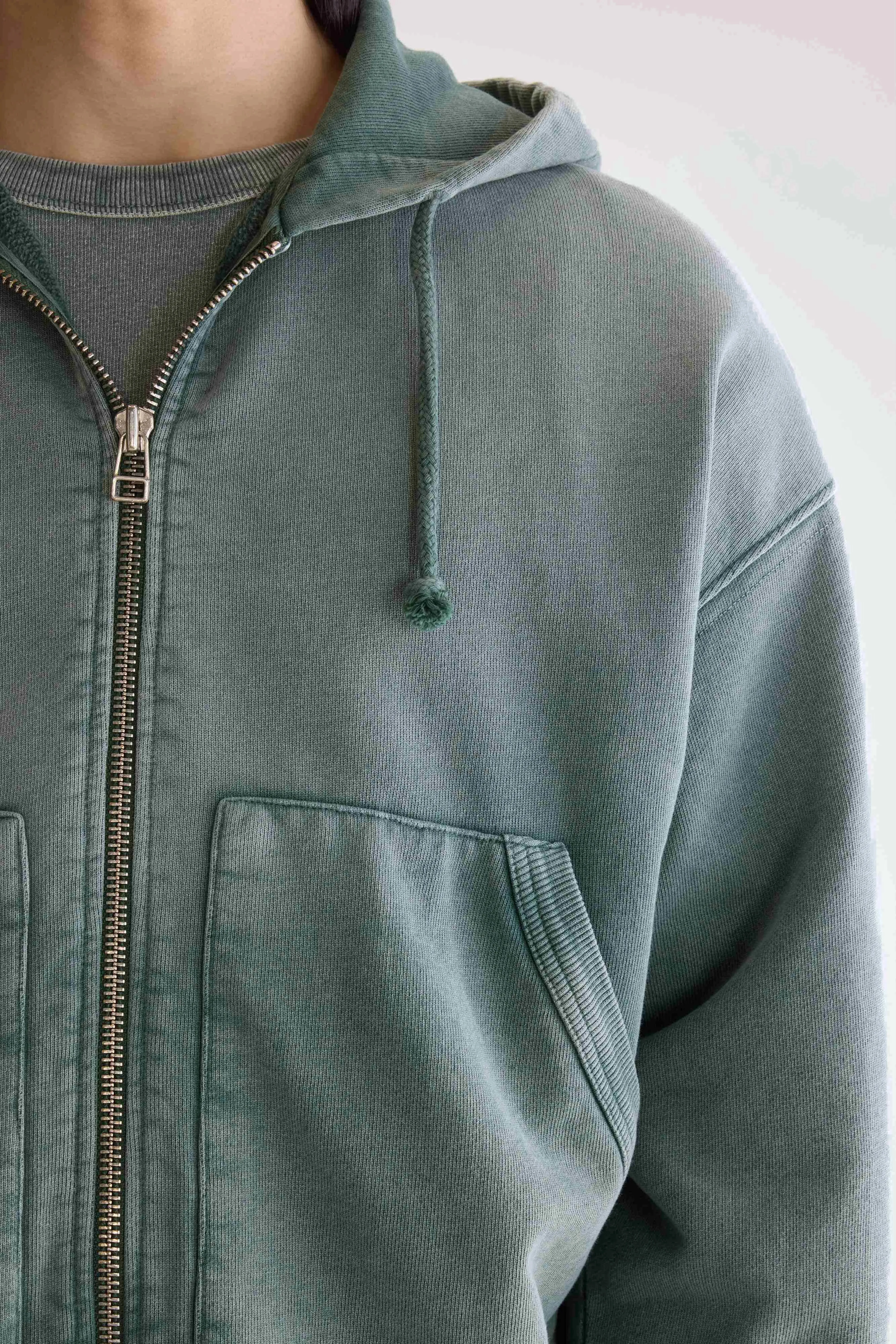 Falkon zip-up hoodie (252 / M / BOTTLE) sold by Bellerose product image thumbnail 5