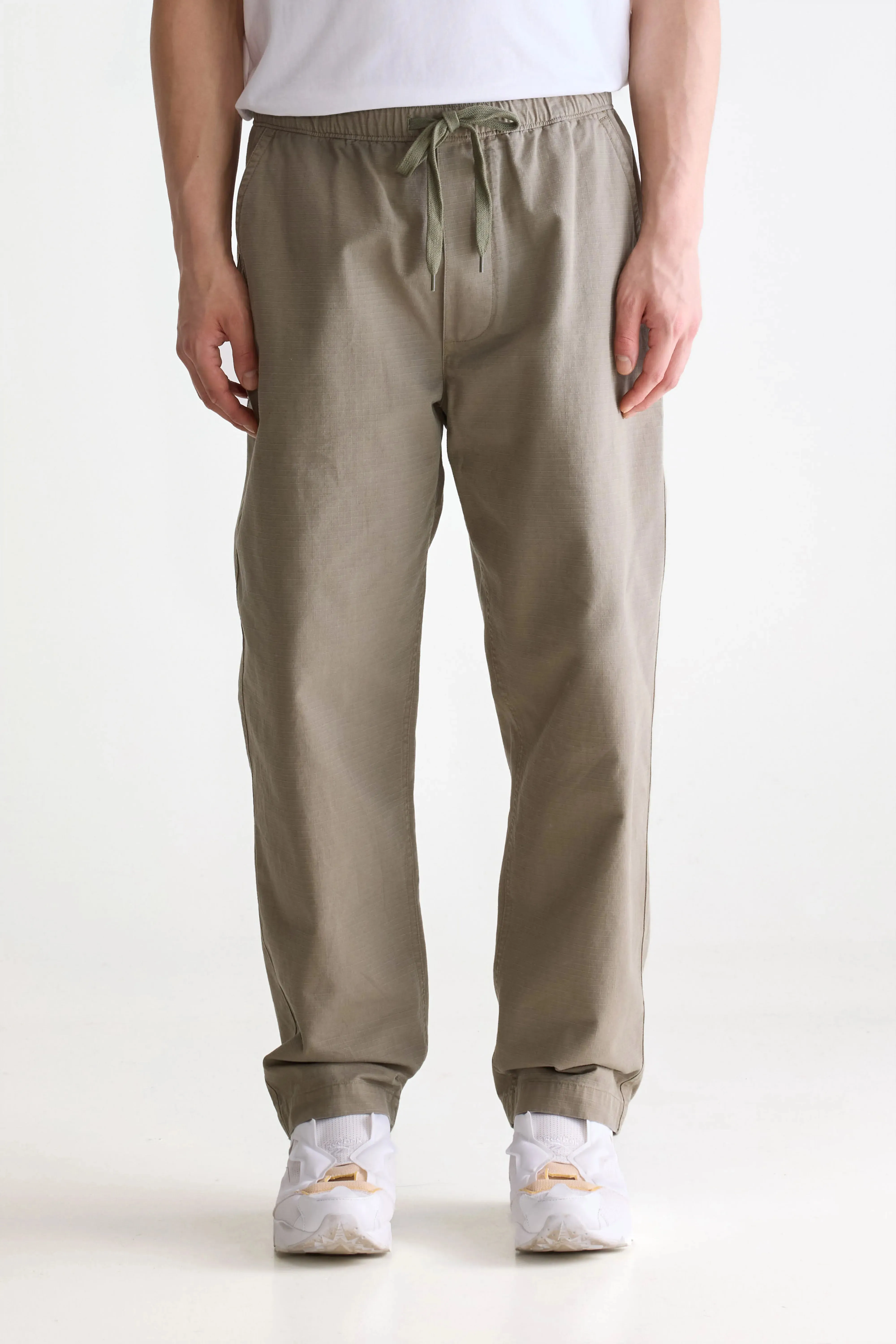 Julius baggy trousers (252 / M / DUSTY OLIVE) sold by Bellerose product image thumbnail 3