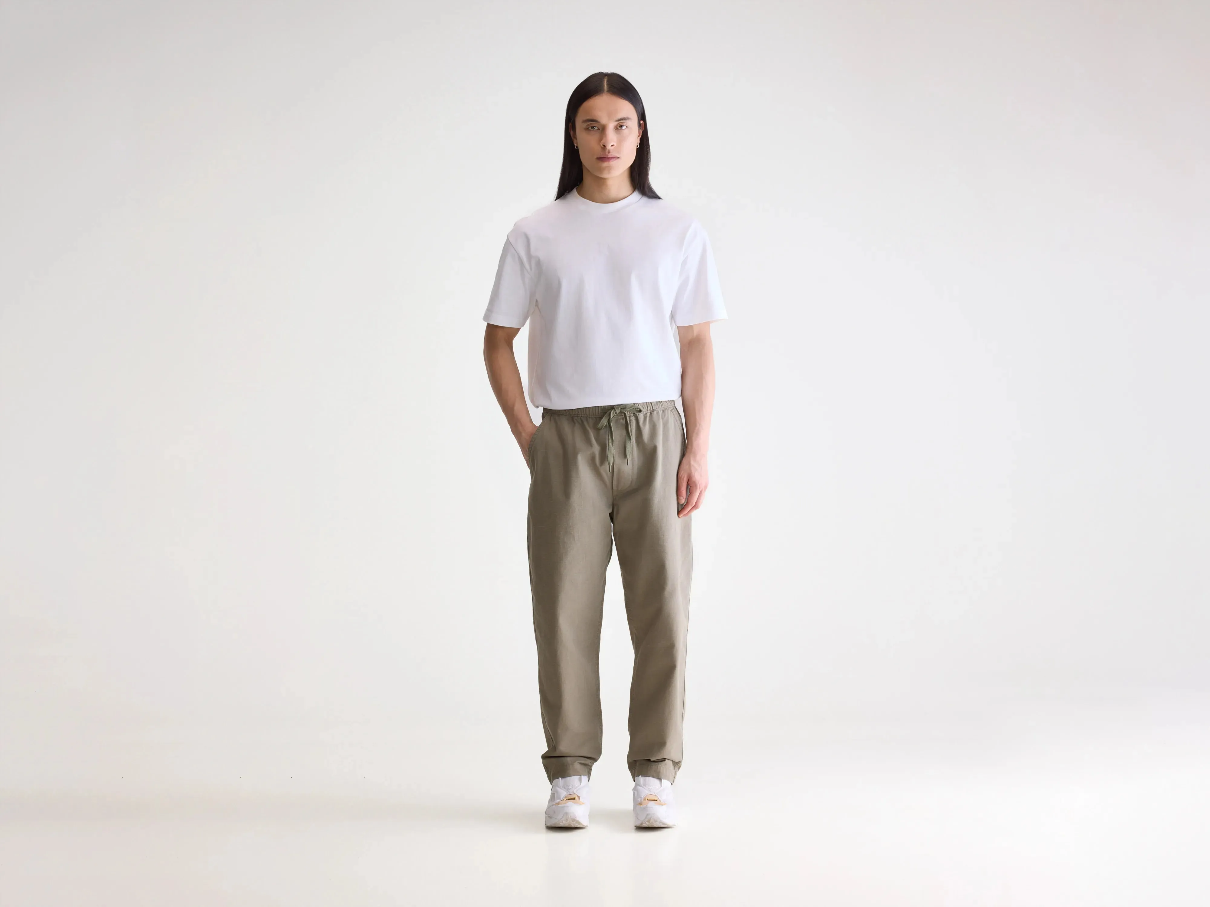 Julius baggy trousers (252 / M / DUSTY OLIVE) sold by Bellerose