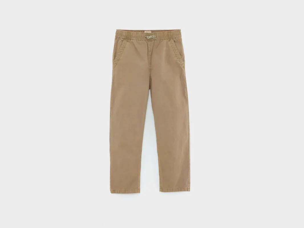 Pawel baggy trousers (252 / B / ROPE) sold by Bellerose