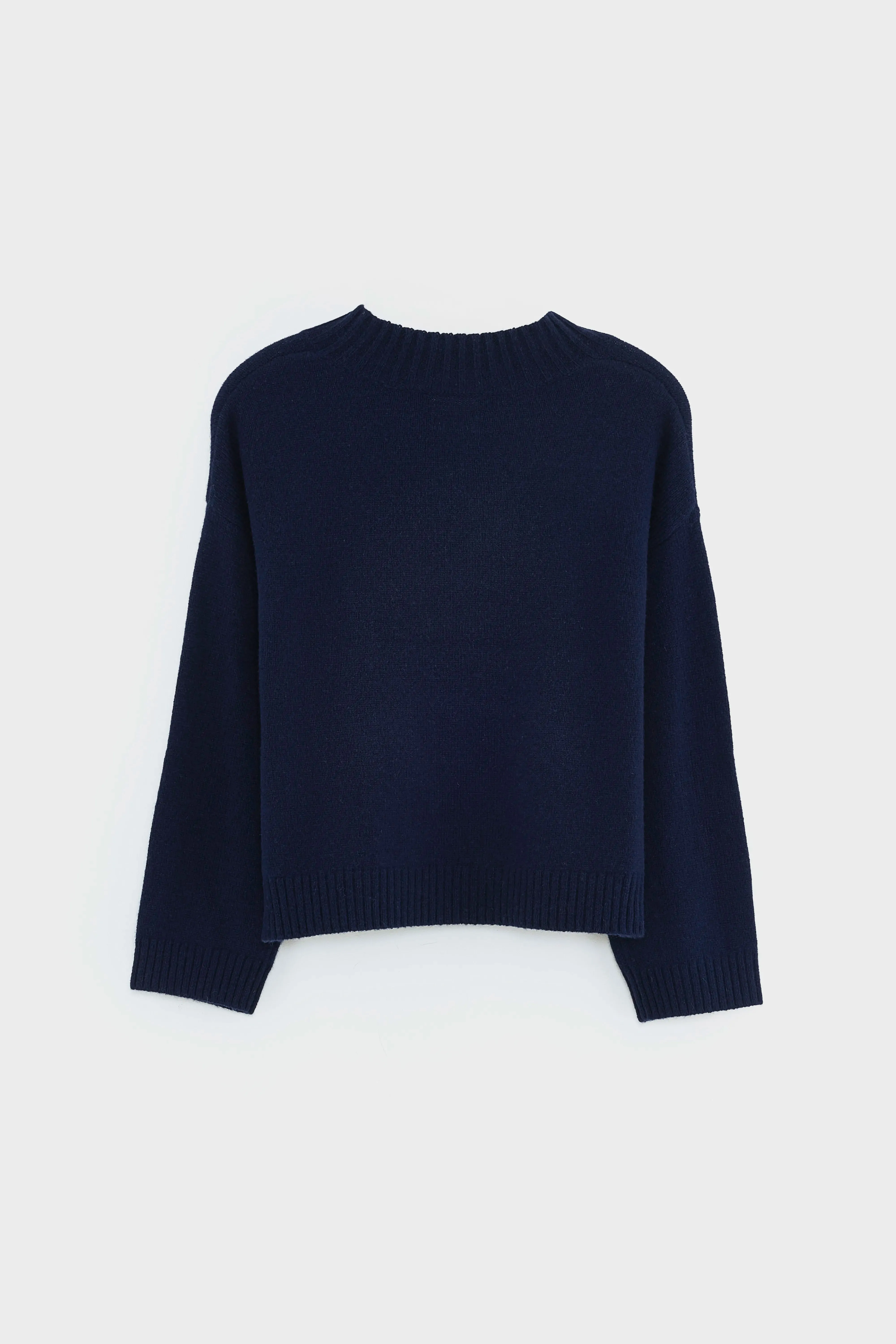 Gimiv v-neck sweater (252 / G / AMERICA) sold by Bellerose product image thumbnail 4