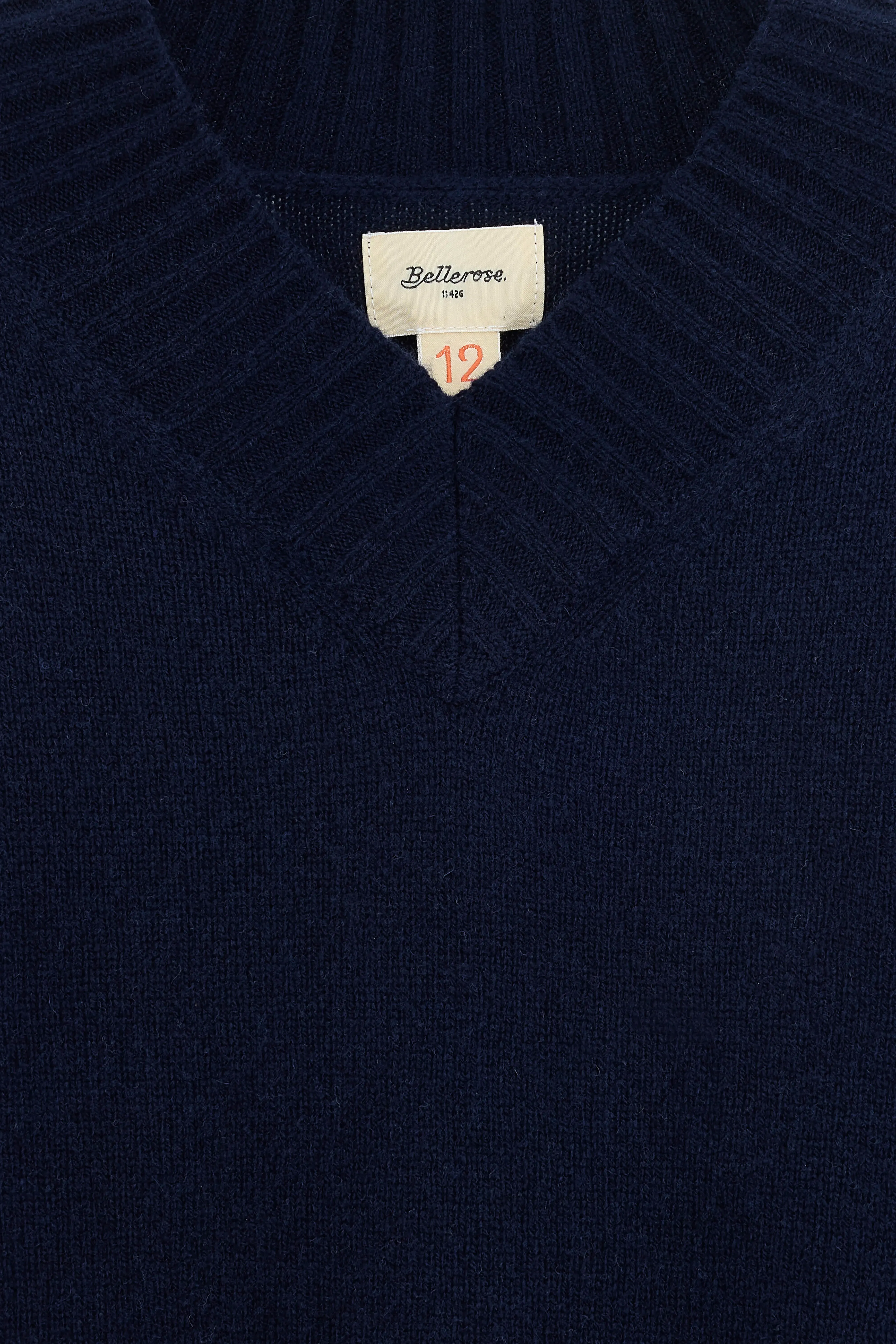 Gimiv v-neck sweater (252 / G / AMERICA) sold by Bellerose product image thumbnail 3