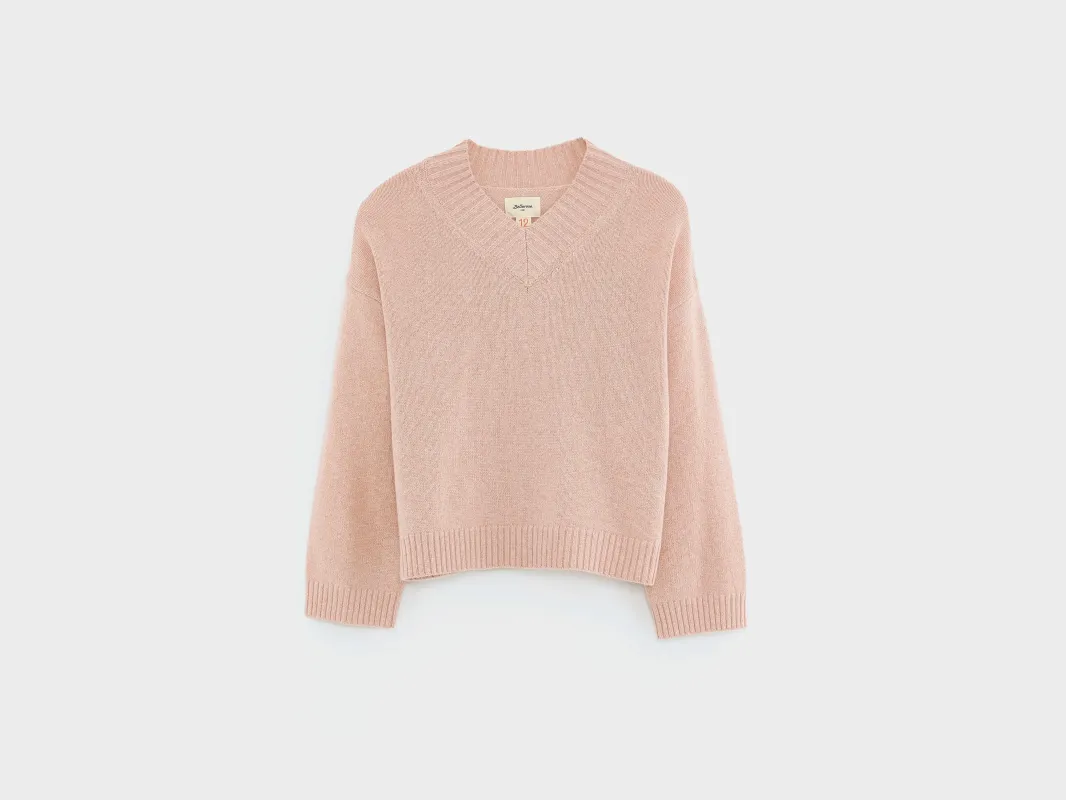 Gimiv v-neck sweater (252 / G / BALLET) sold by Bellerose