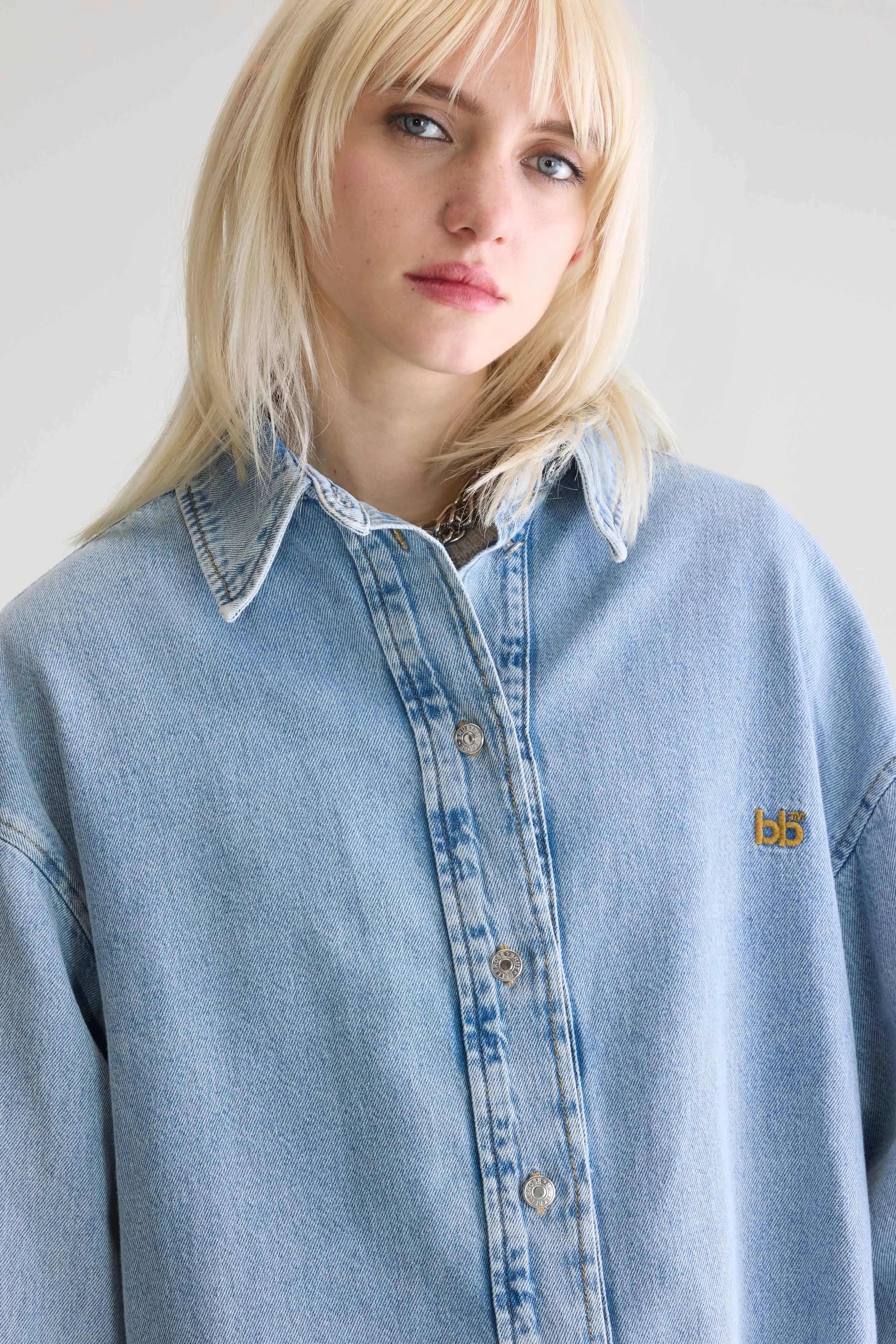 Glory denim overshirt (252 / W / LT BLUE BLEACH) sold by Bellerose product image thumbnail 5
