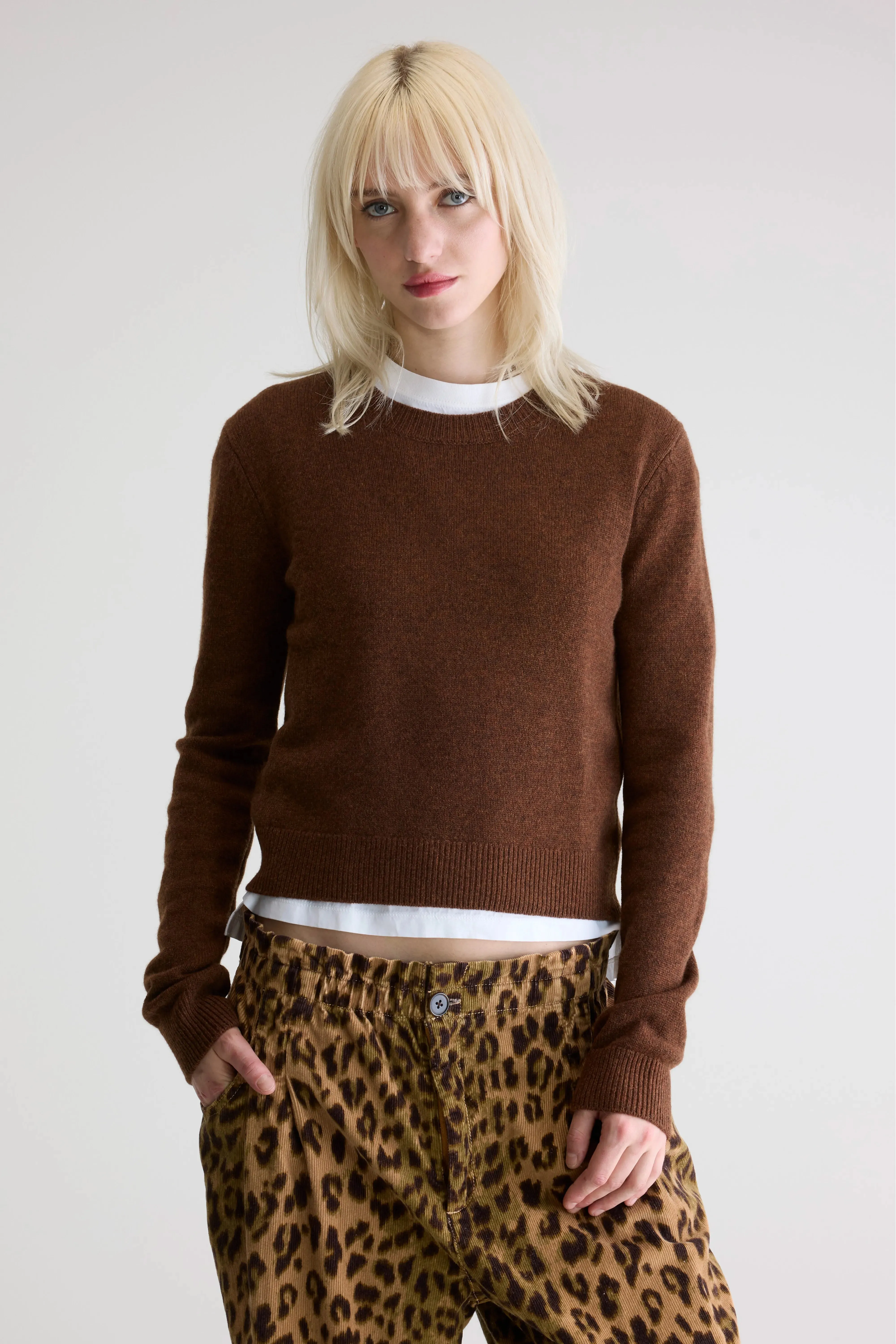 Spag slim cashmere sweater (252 / W / SUEDE) sold by Bellerose product image thumbnail 2
