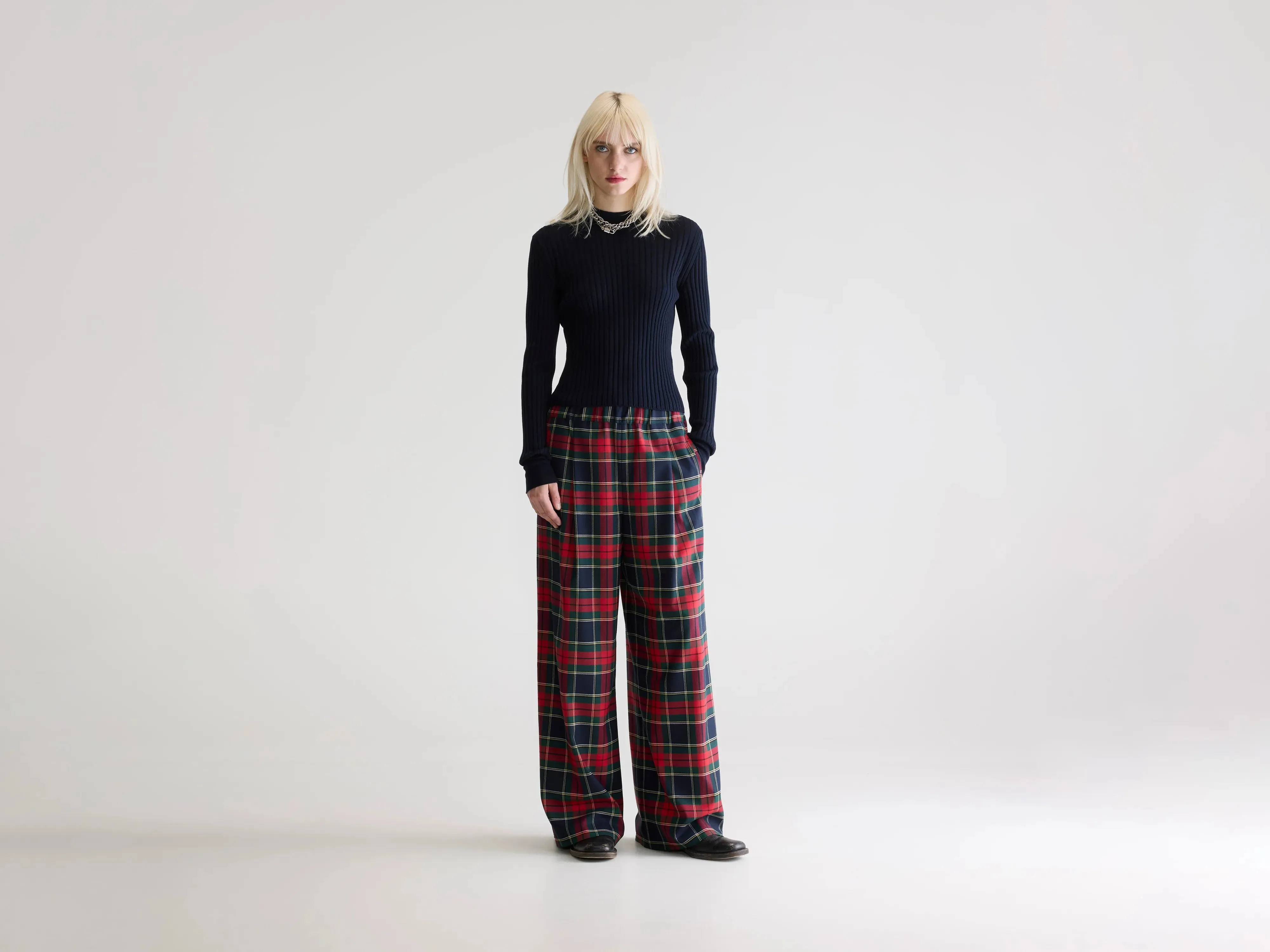 Vespa wide trousers (252 / W / CHECK B) sold by Bellerose