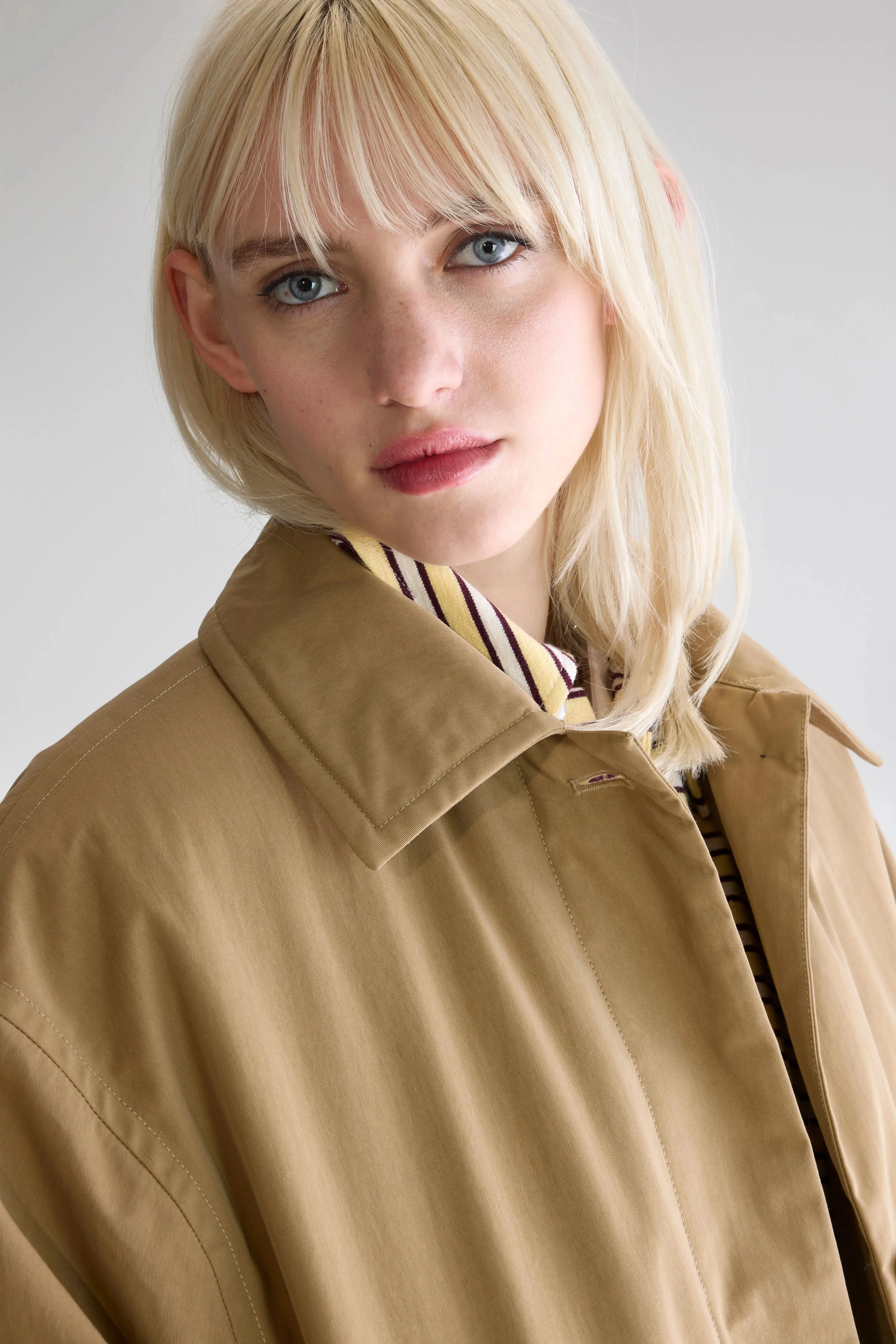 Hestia trenchcoat (252 / W / CLAY) sold by Bellerose product image thumbnail 3