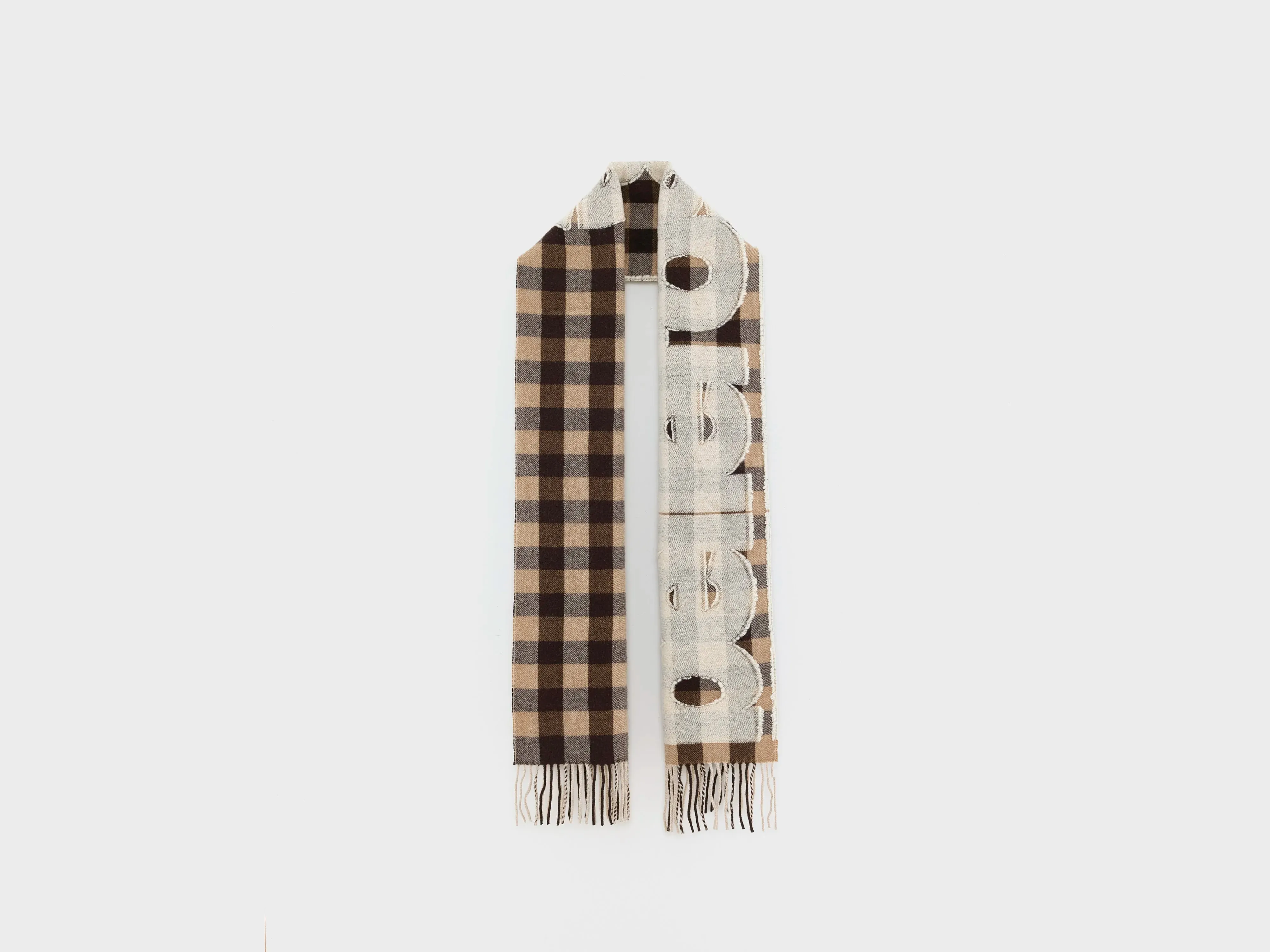 Mut tartan scarf (252 / W / DISPLAY A) sold by Bellerose