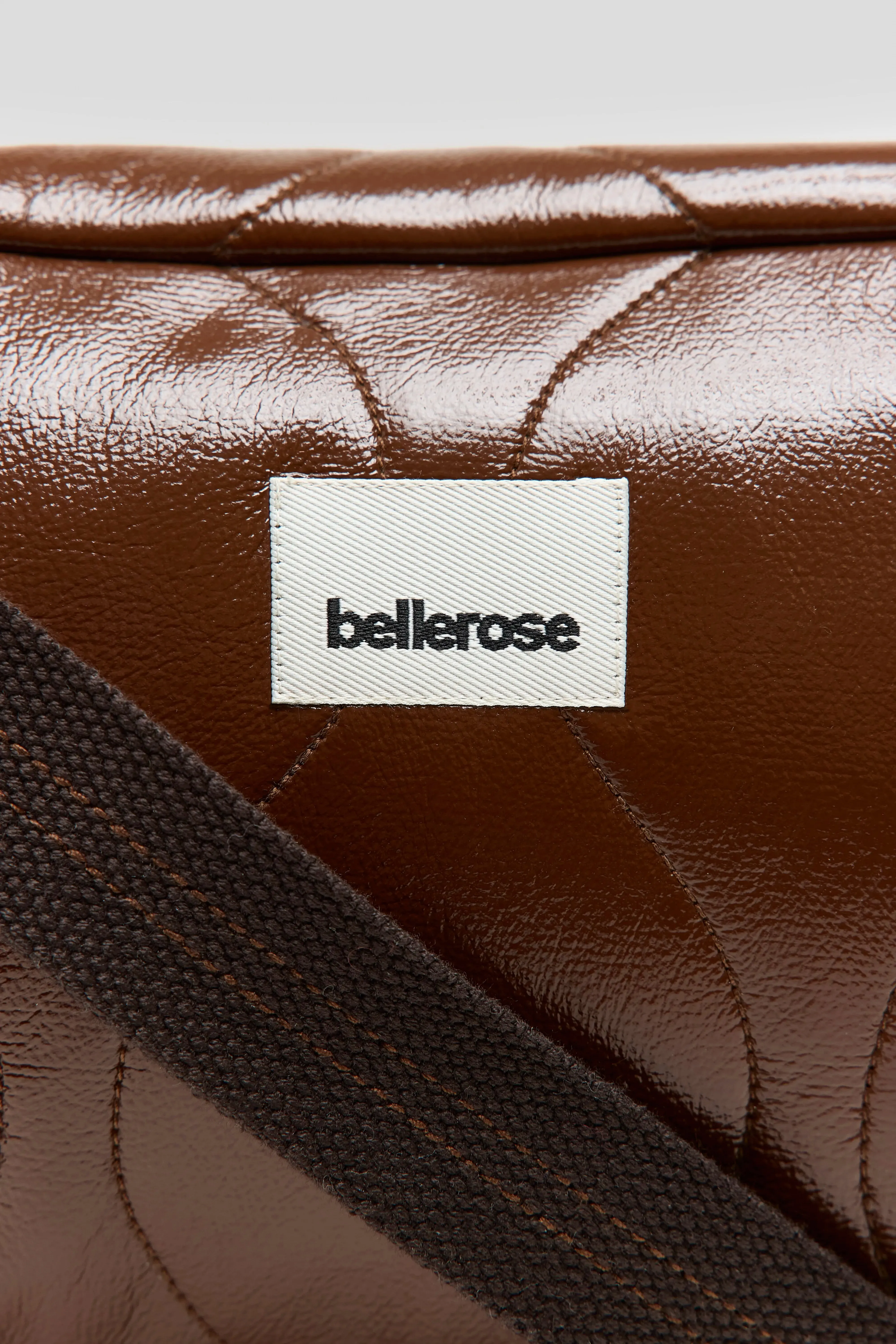 Hosie sling bag (252 / W / COFFEE) sold by Bellerose product image thumbnail 5