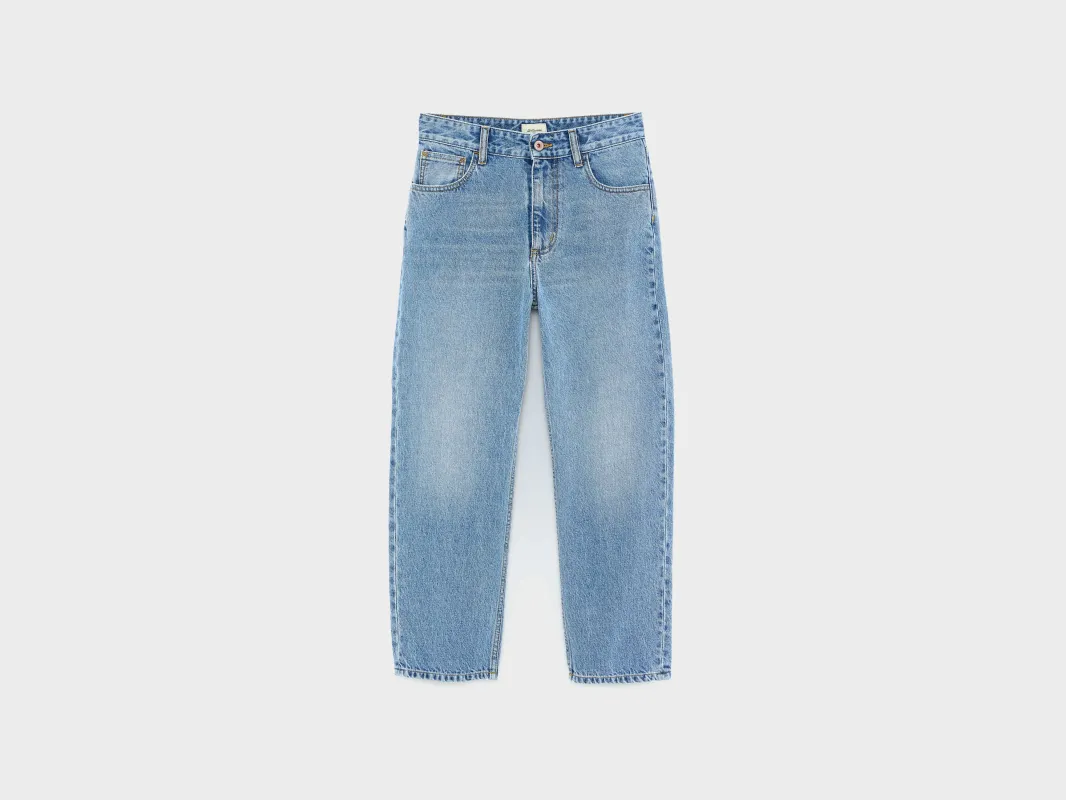 Phill relaxed jeans (252 / B / VINTAGE BLUE) sold by Bellerose