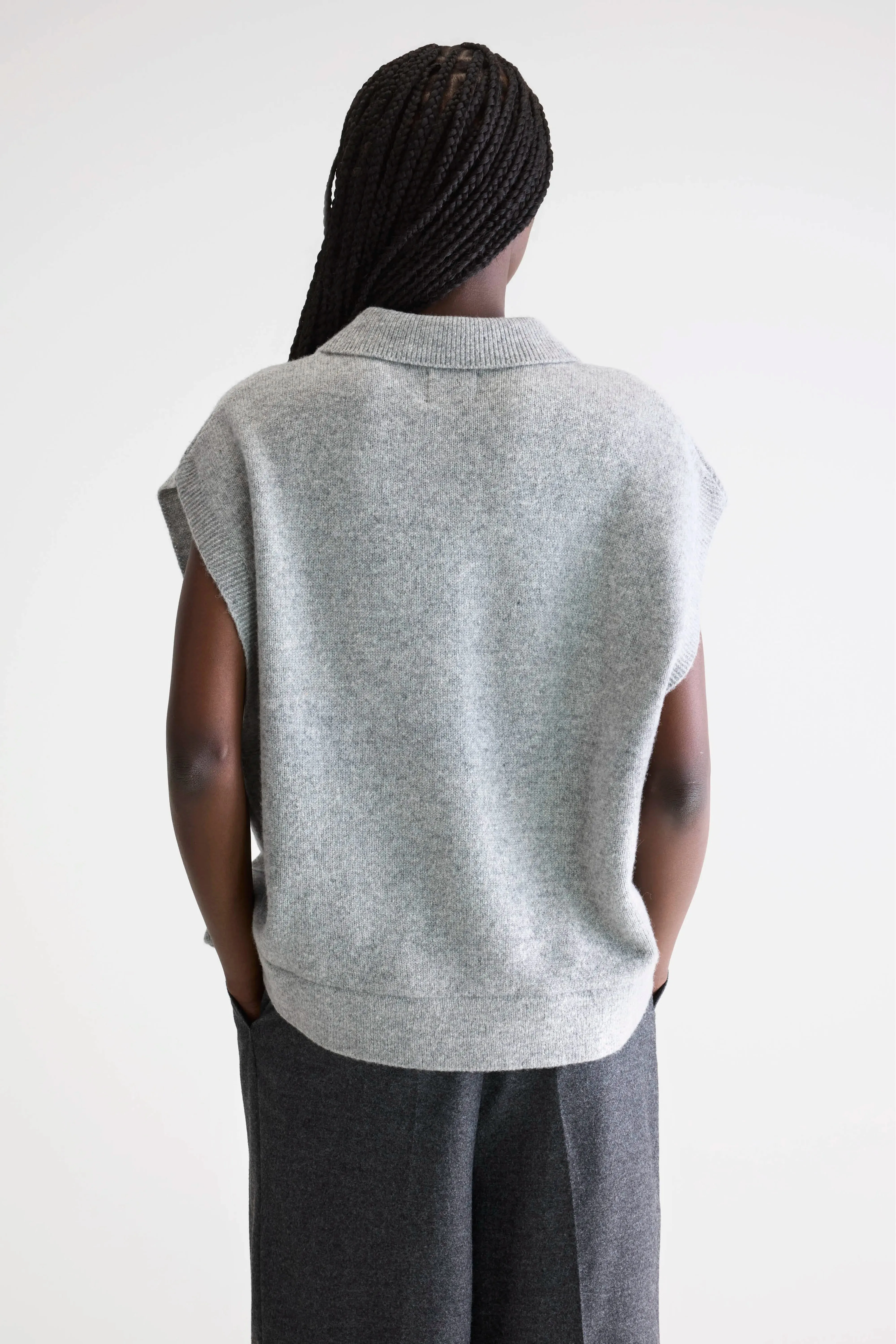 Ameson sleeveless sweater (252 / W / H. GREY) sold by Bellerose product image thumbnail 4