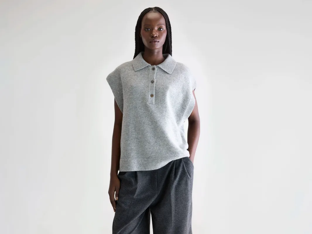 Ameson sleeveless sweater (252 / W / H. GREY) sold by Bellerose