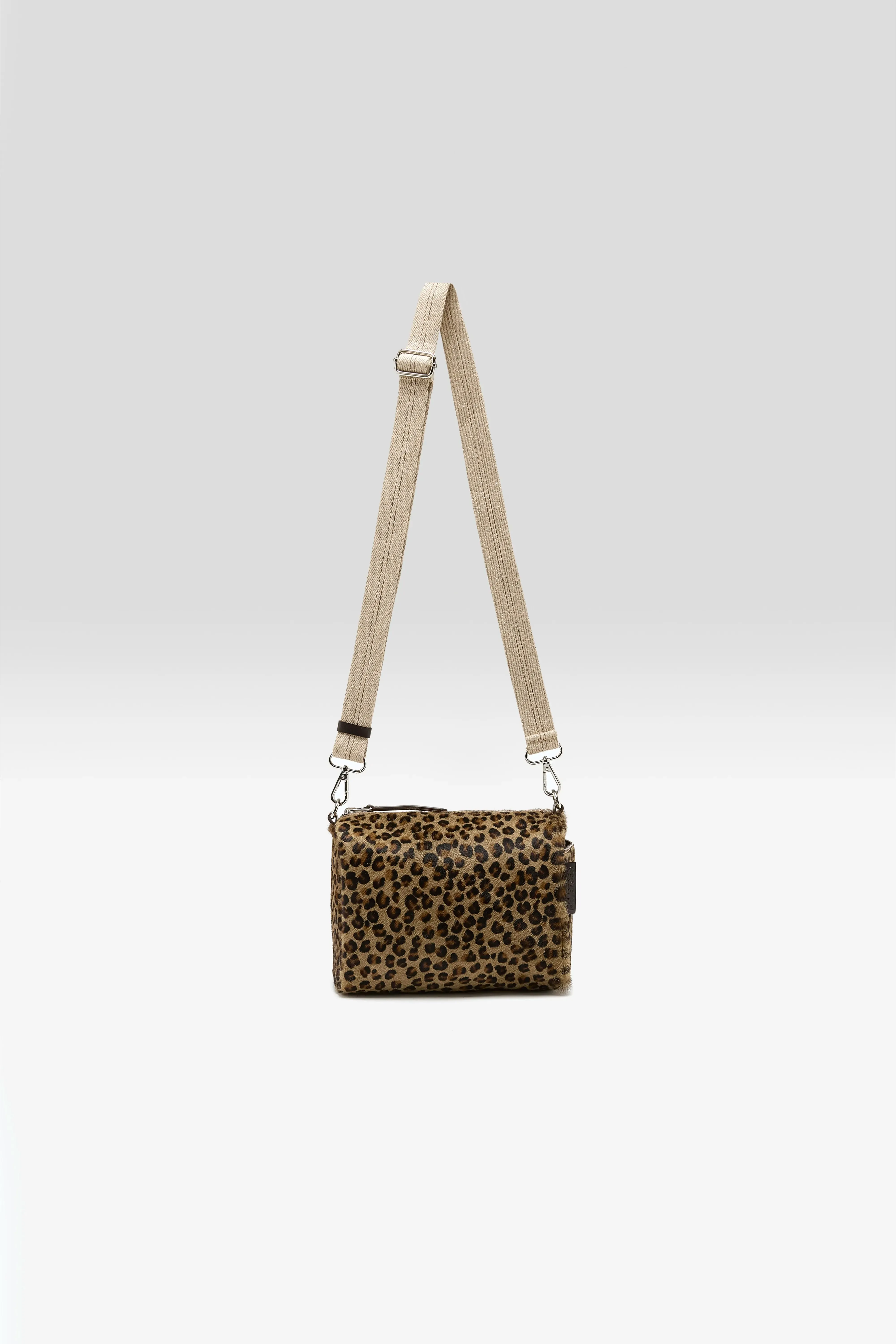 Sobox crossbody bag (252 / W / DISPLAY A) sold by Bellerose product image thumbnail 4