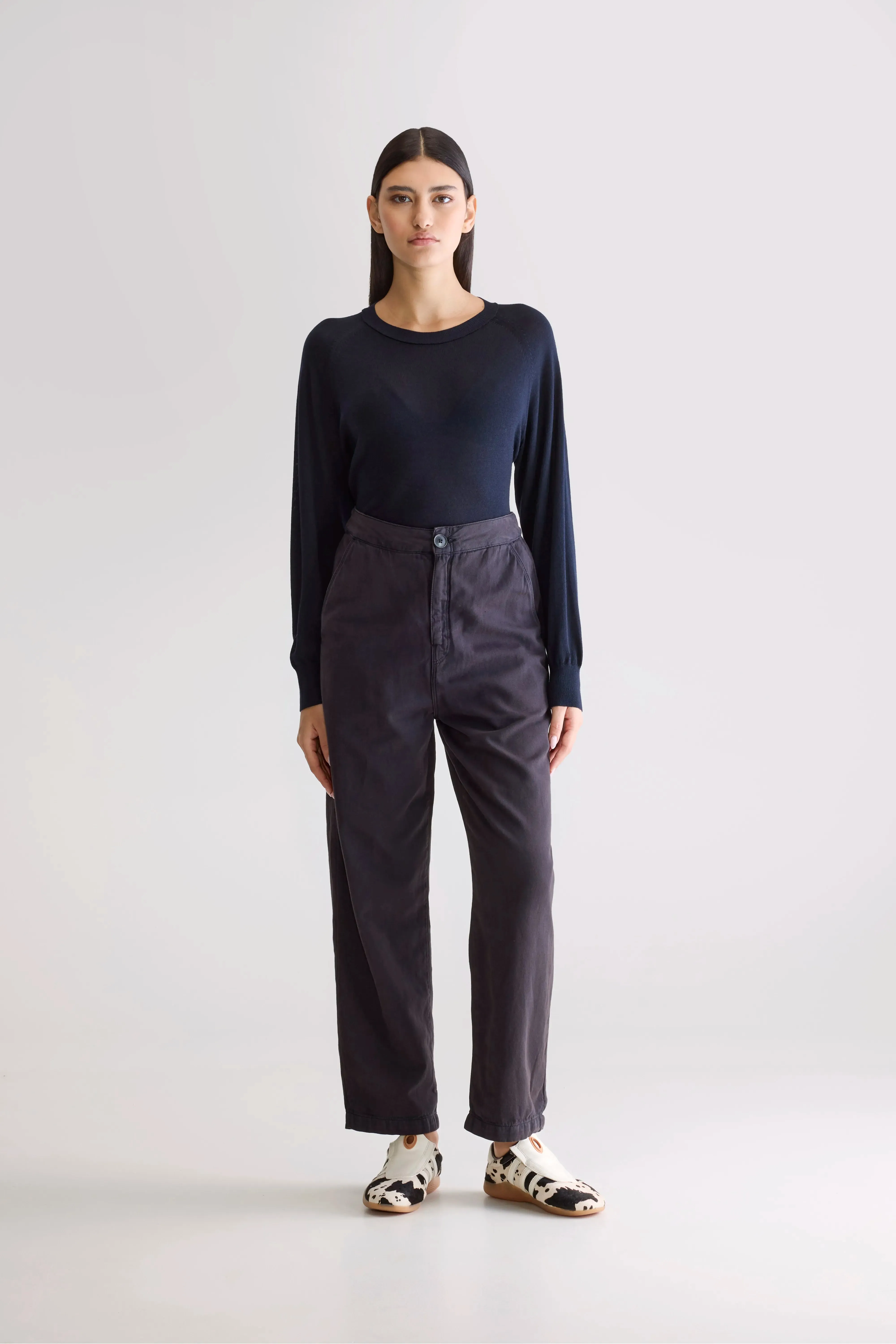 Pasop relaxed trousers (252 / W / OFF BLACK) sold by Bellerose product image thumbnail 2