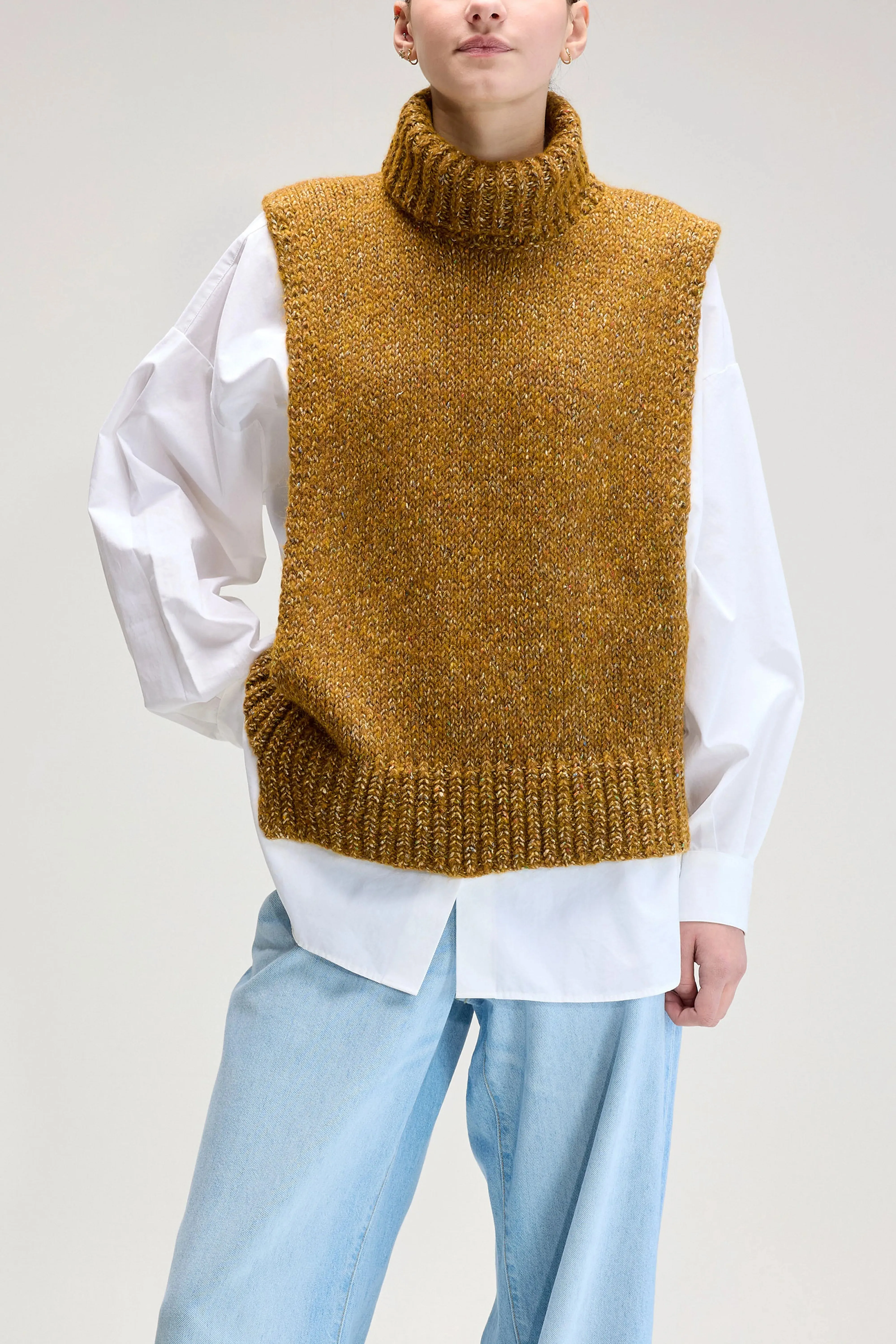 Upcycled Sleeveless Sweater (UPC / W / BREEN) sold by Bellerose product image thumbnail 2