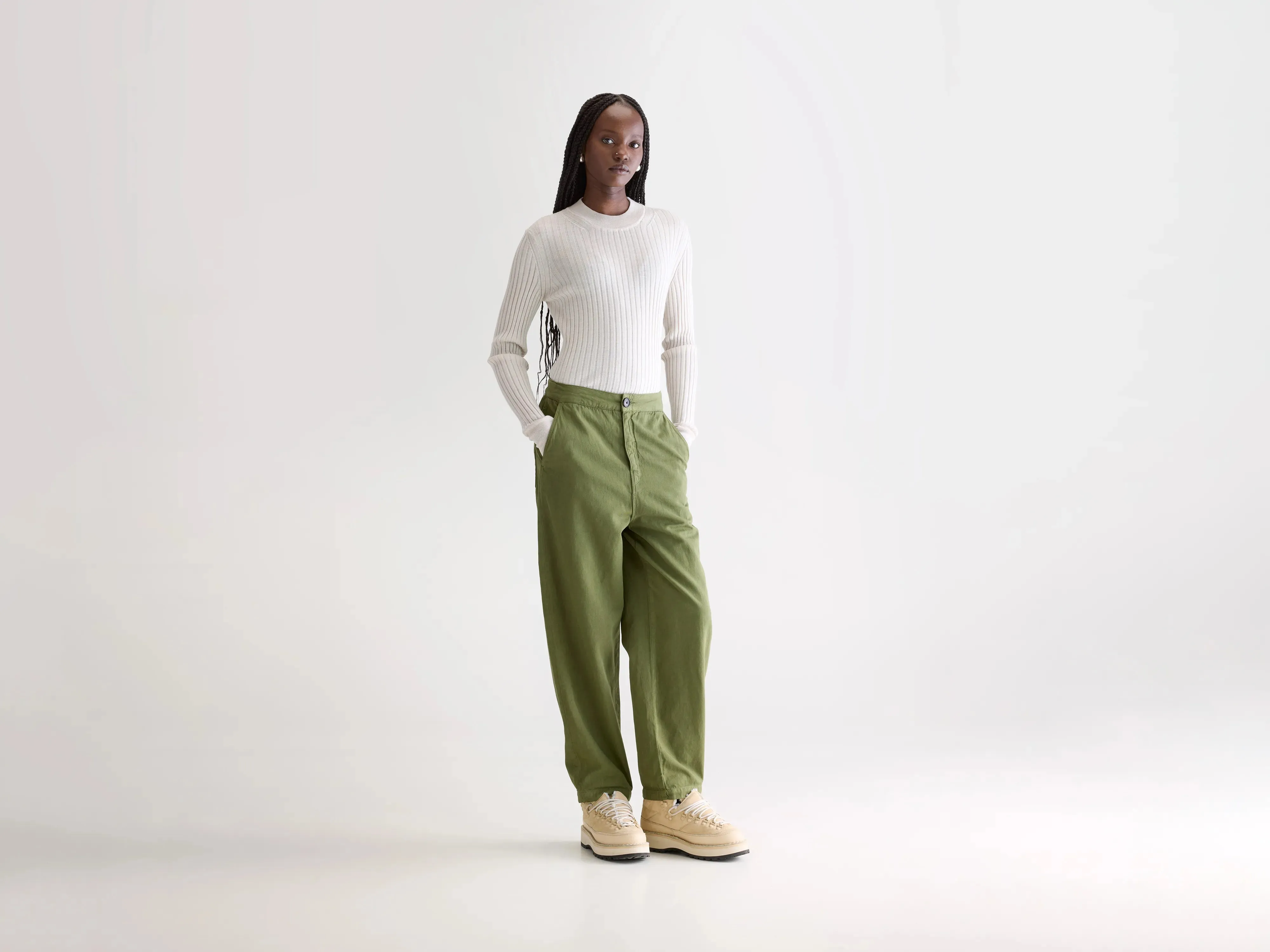Pasop relaxed khaki trousers (252 / W / ARMY) sold by Bellerose
