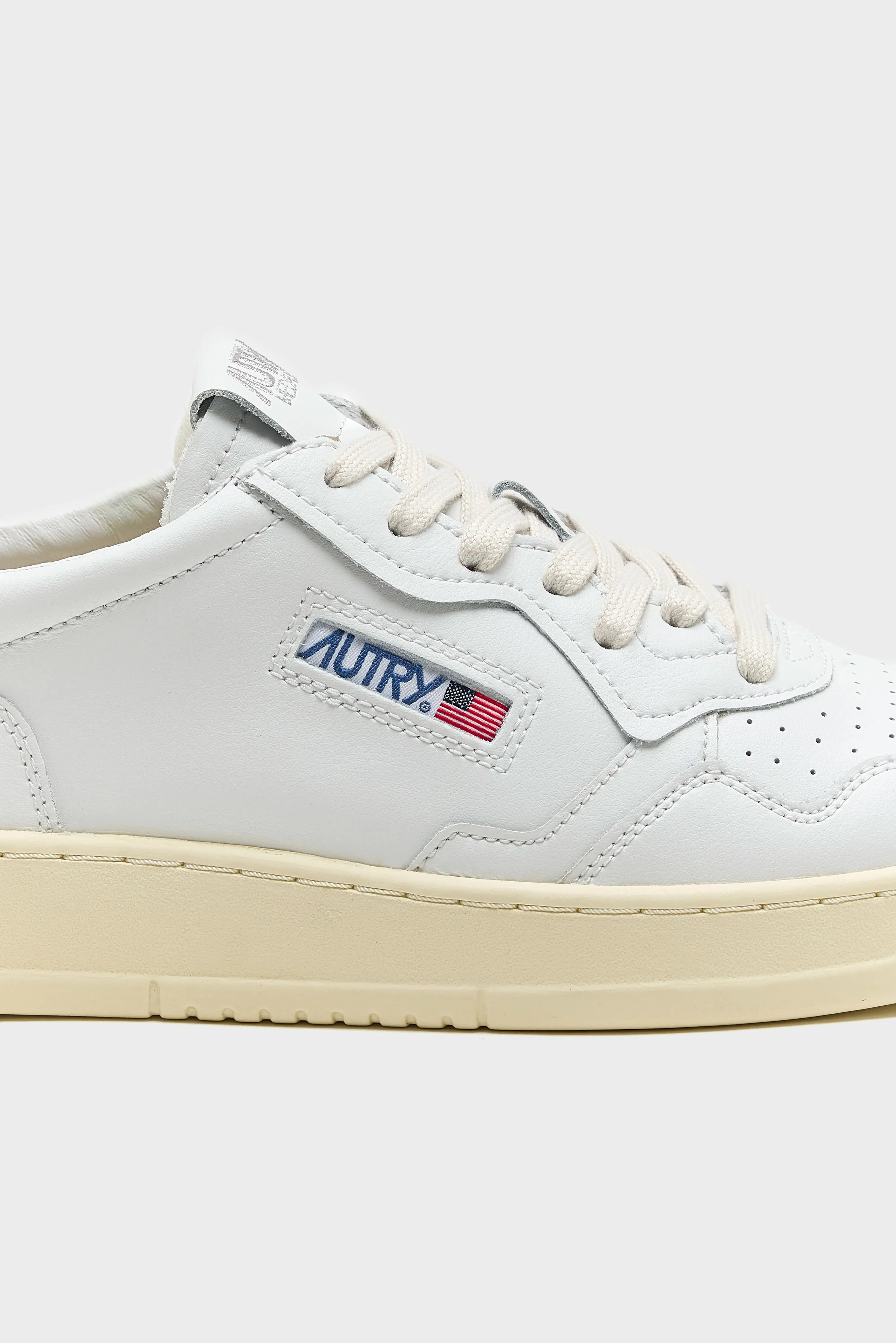 Medalist Low for Men (242 / M / WHITE) sold by Bellerose product image thumbnail 5