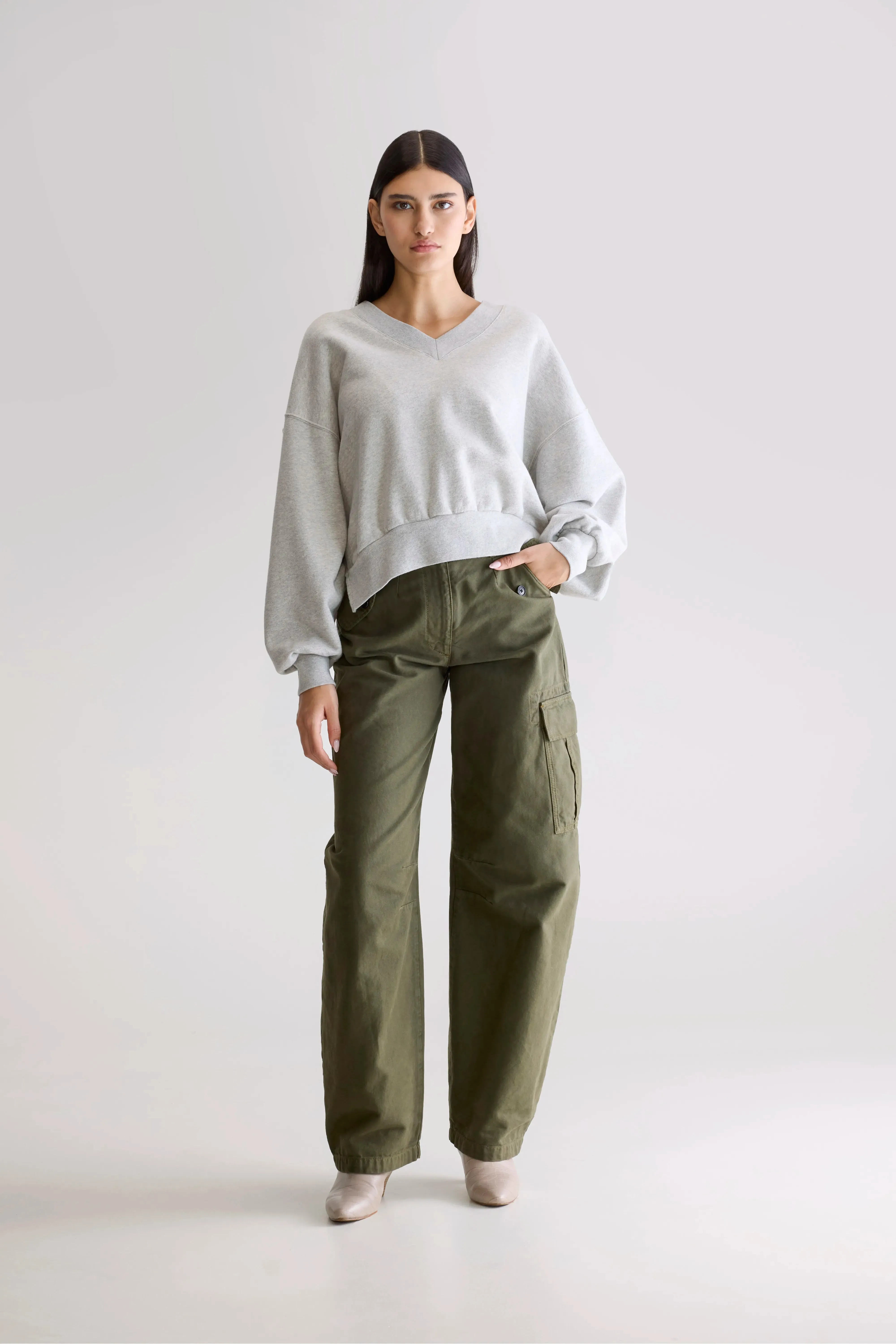 Varola v-neck sweatshirt (252 / W / H. GREY) sold by Bellerose product image thumbnail 3