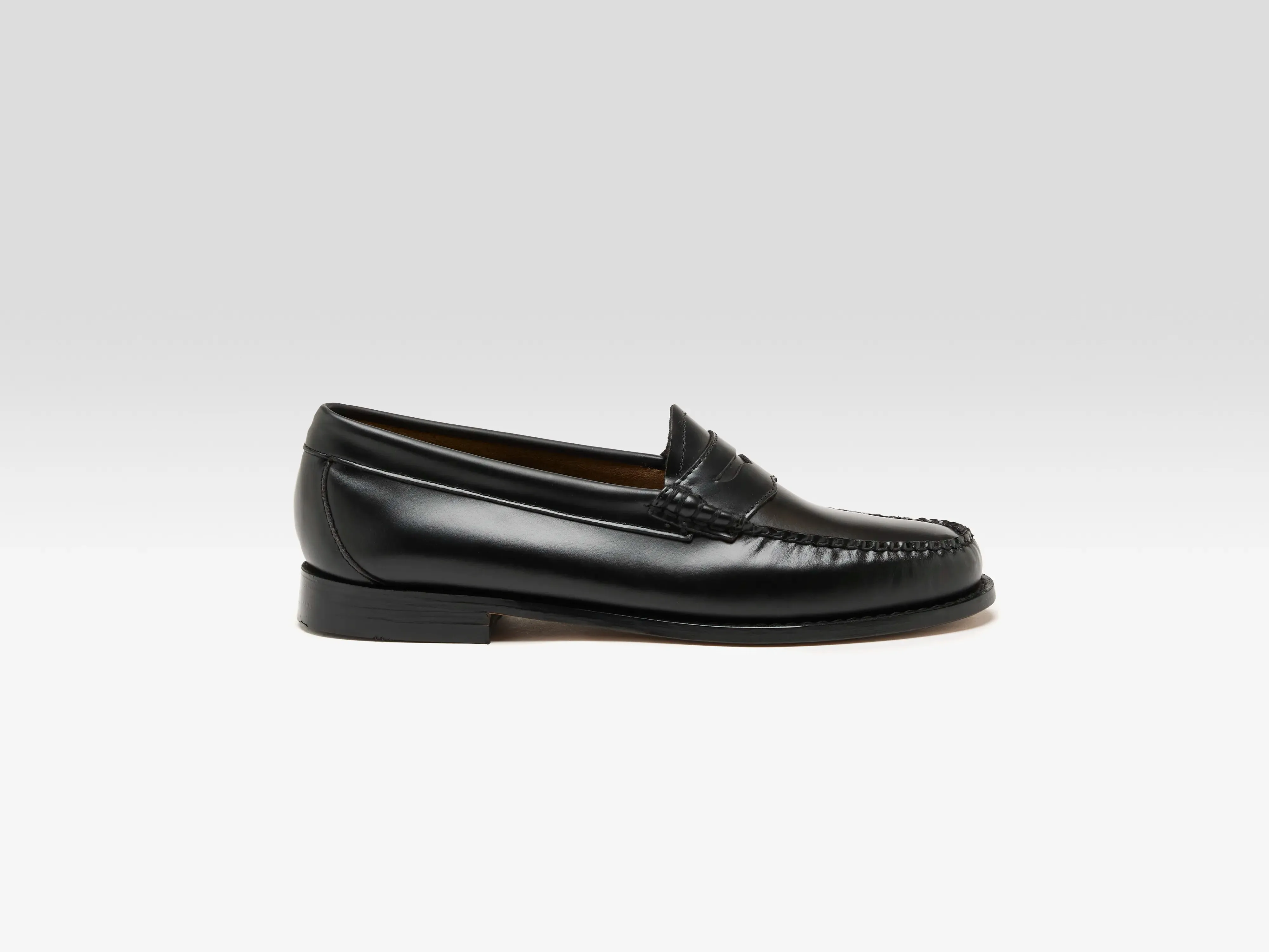 Weejuns Penny Loafers for Women (251 / W / BLACK) sold by Bellerose