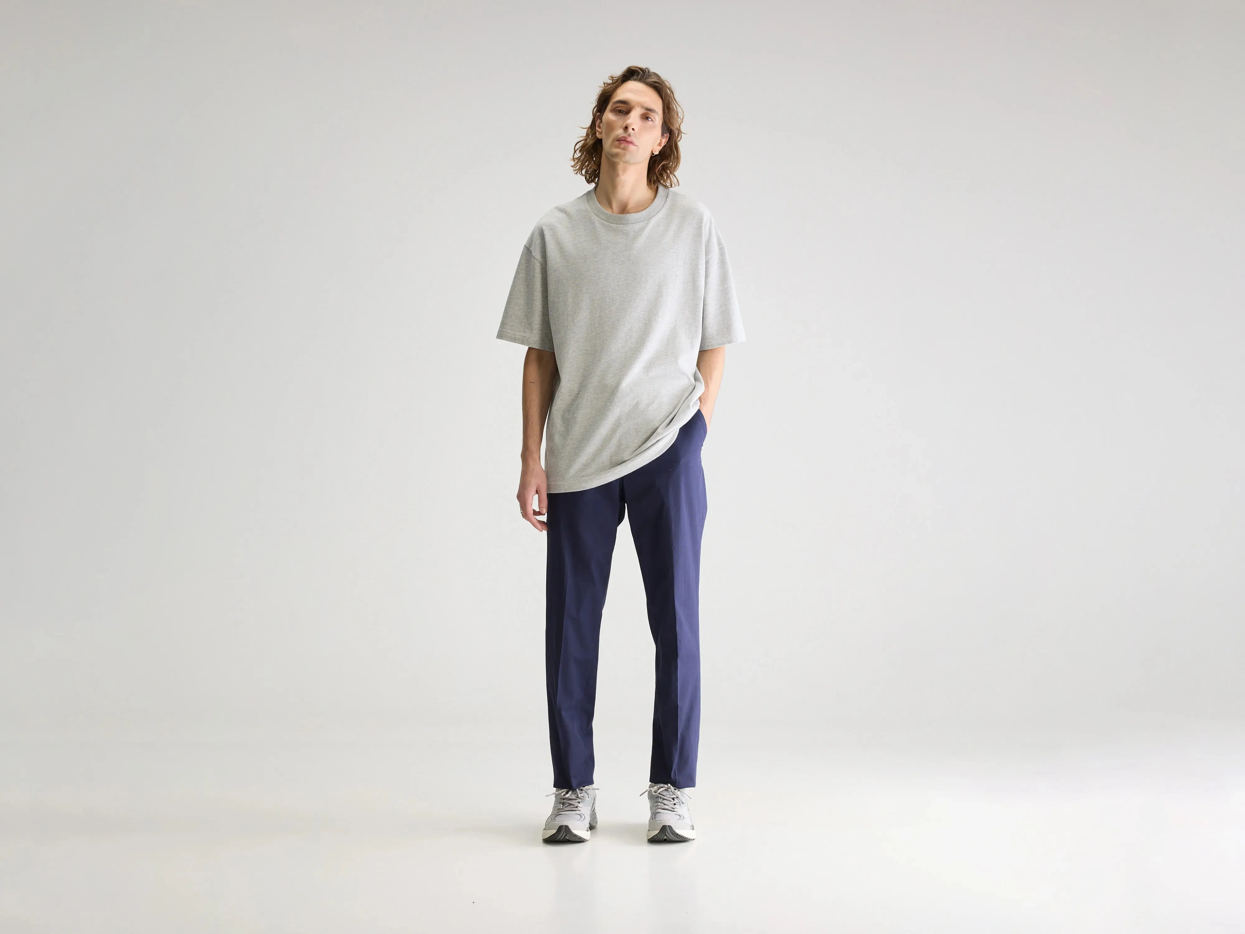 Stanley tapered trousers (251 / M / NAVY) sold by Bellerose