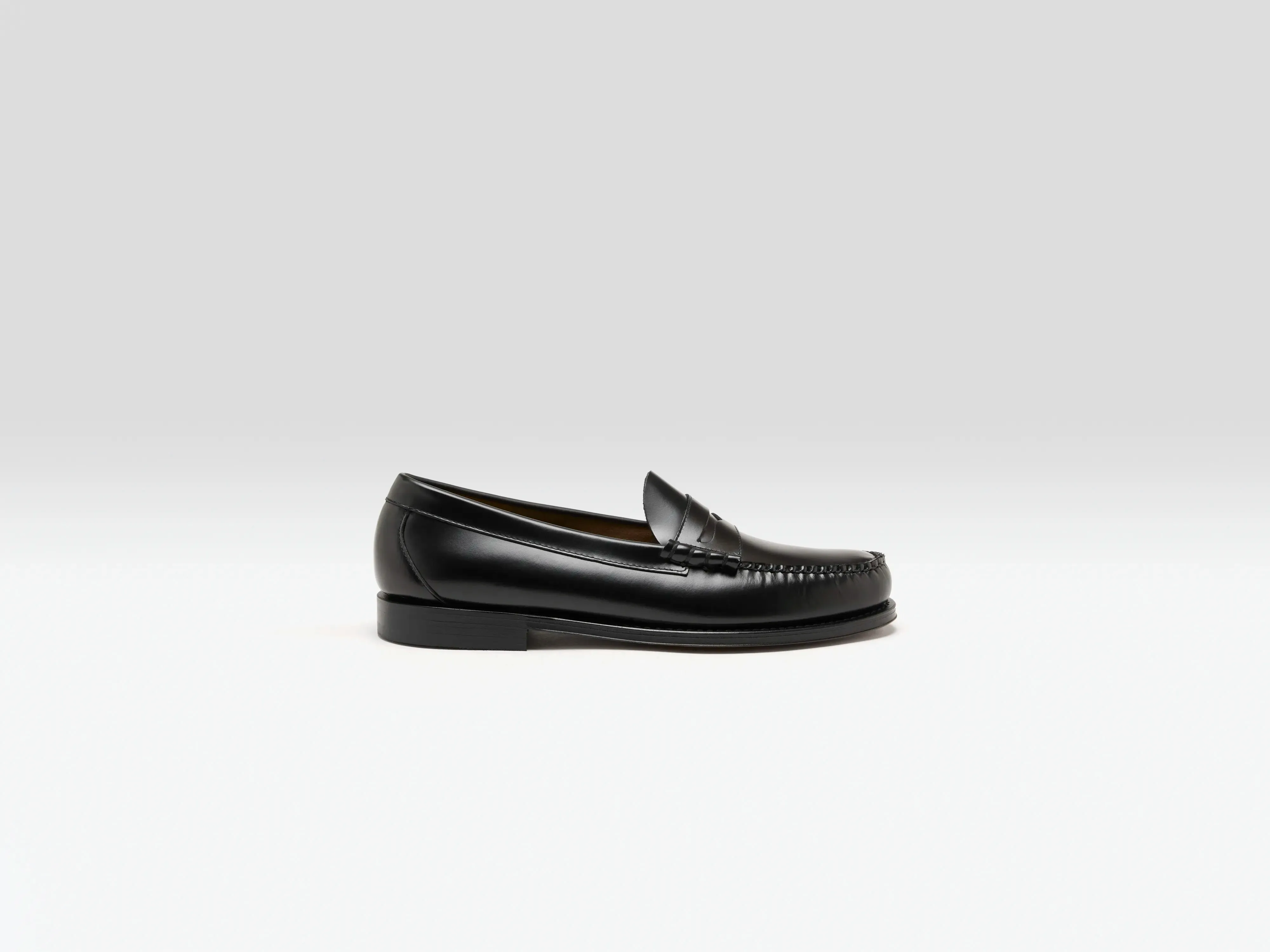 Weejuns Larson Penny Loafers for Men (251 / M / BLACK) sold by Bellerose
