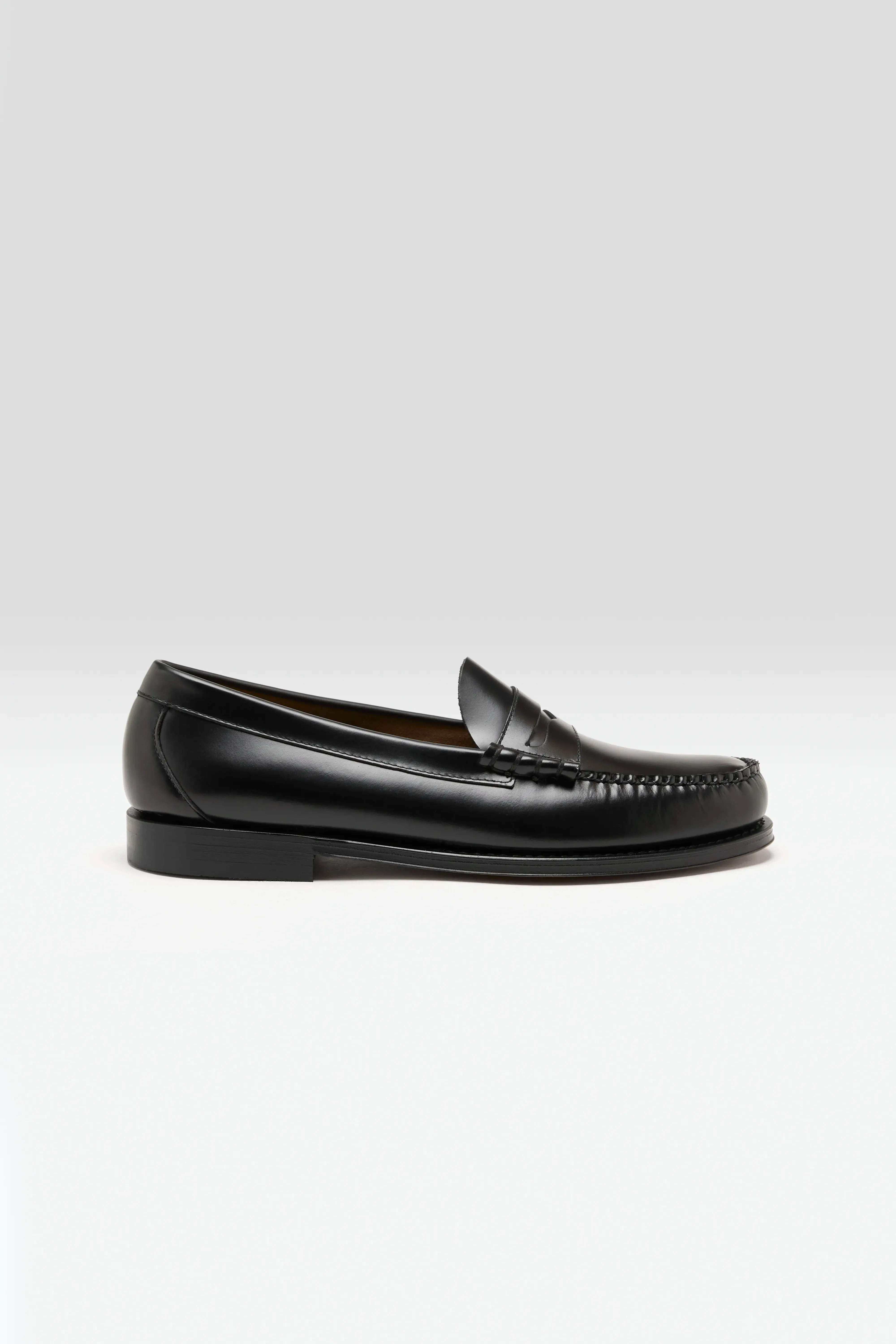 Weejuns Larson Penny Loafers for Men (251 / M / BLACK) sold by Bellerose product image thumbnail 2