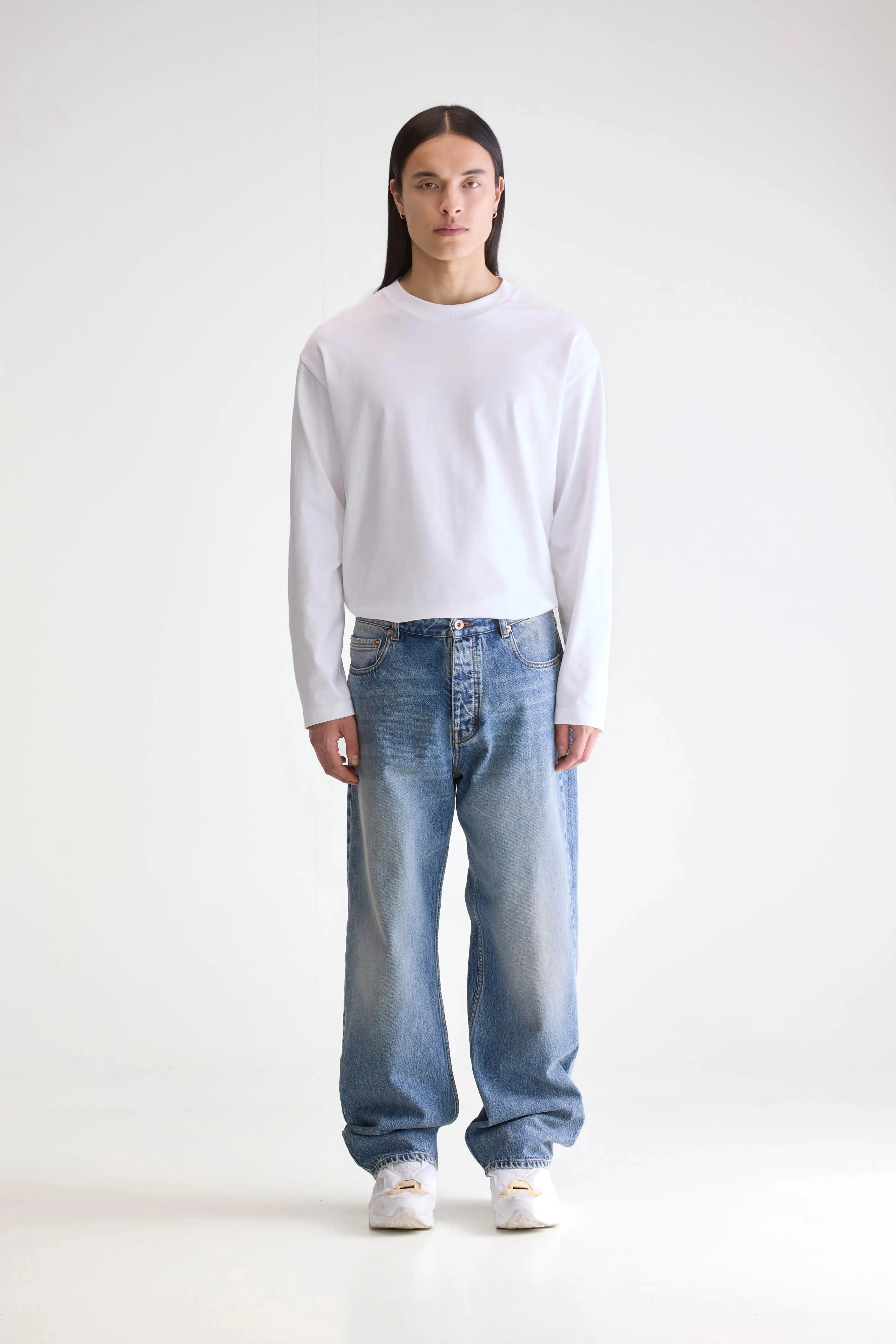 Denim N. 08 straight jeans (251 / M / VINTAGE LT BLUE) sold by Bellerose product image thumbnail 2