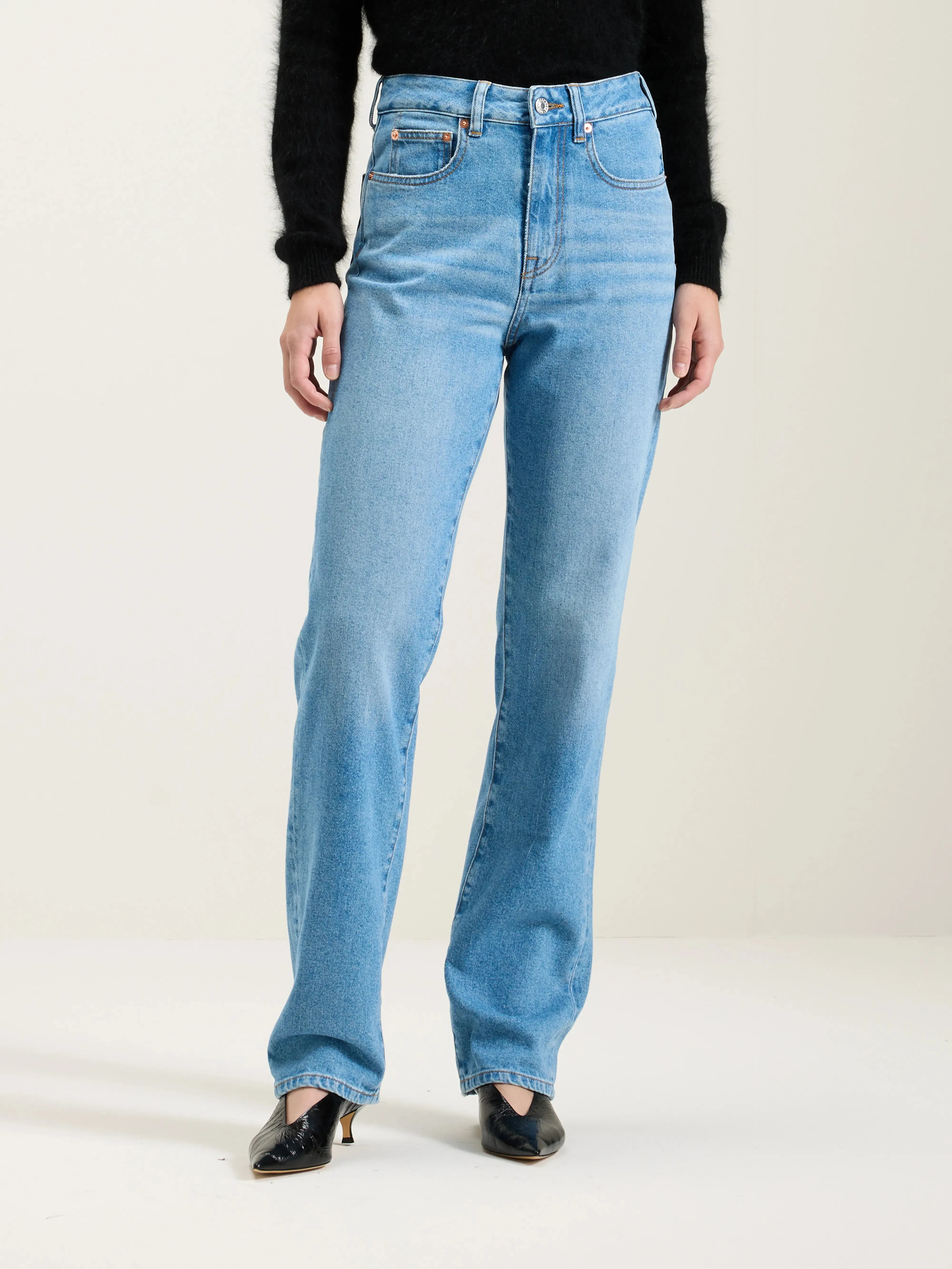 Pong regular jeans (242 / W / VINTAGE MD BLUE) sold by Bellerose product image thumbnail 3