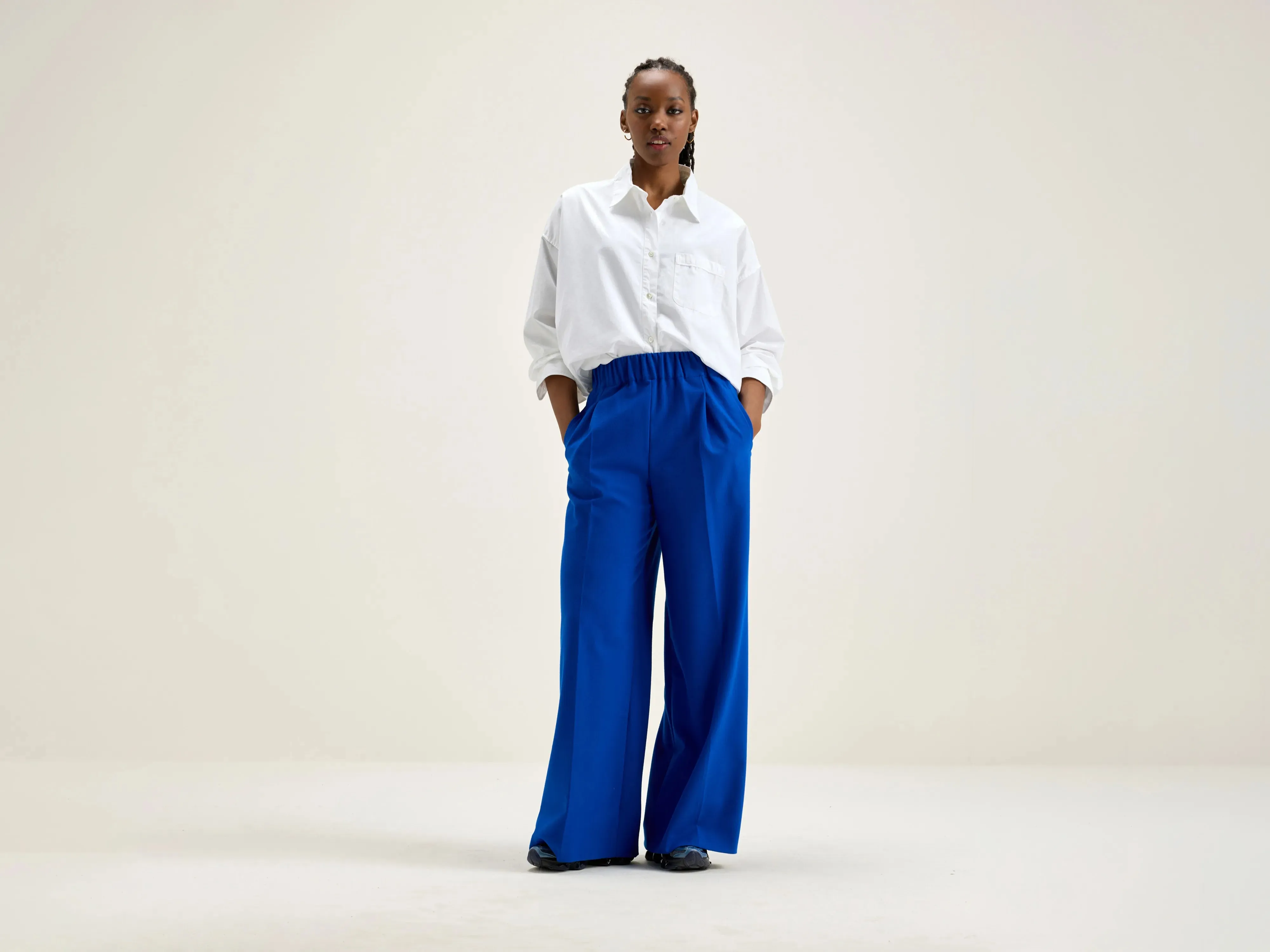 Vespa wide trousers (242 / W / LAZULI) sold by Bellerose