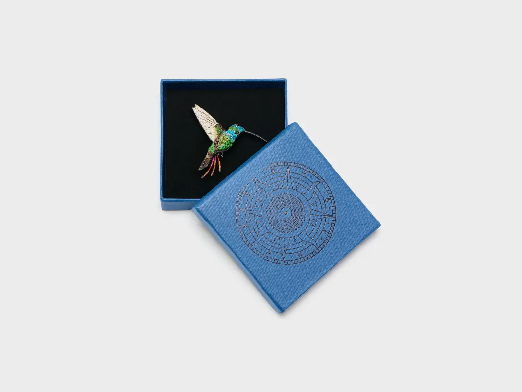 Emerald Chin Hummingbird Brooch Pin  (261 / W / MULTICOLOR) made by Bellerose