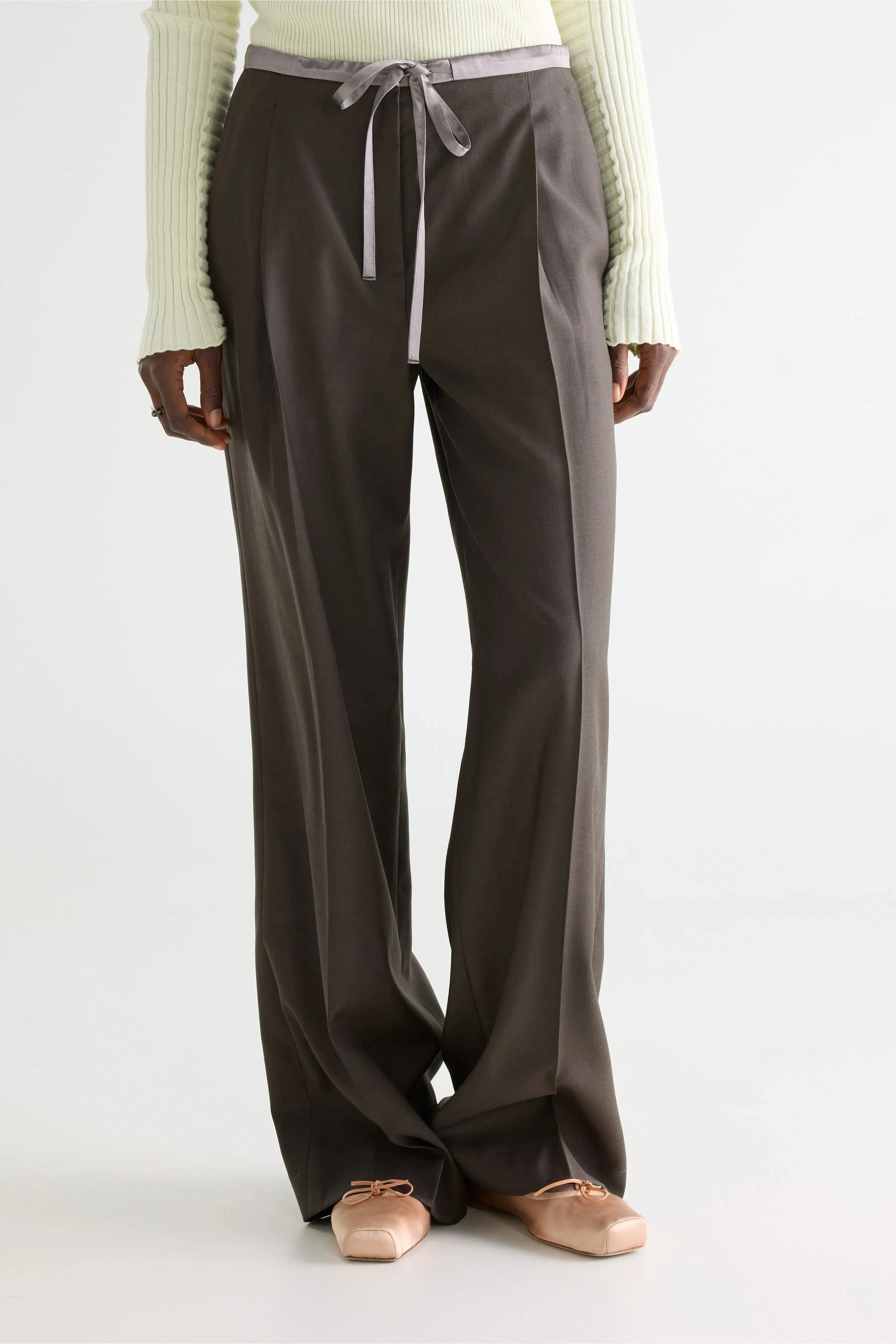 Vestal regular trousers (261 / W / DARK ROAST) sold by Bellerose product image thumbnail 3