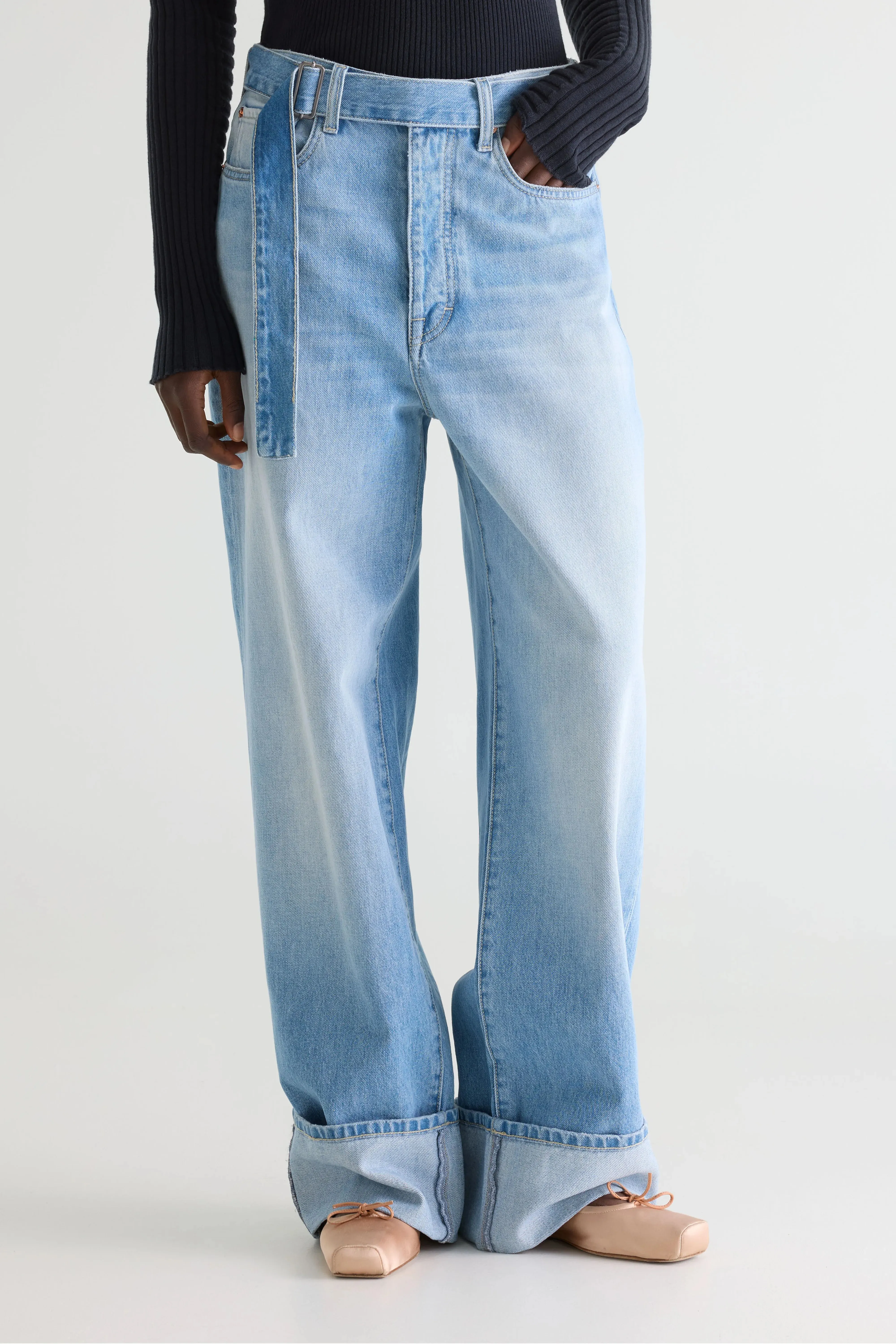 Denim N. 67 loose jeans (261 / W / USED LT BLUE) sold by Bellerose product image thumbnail 3
