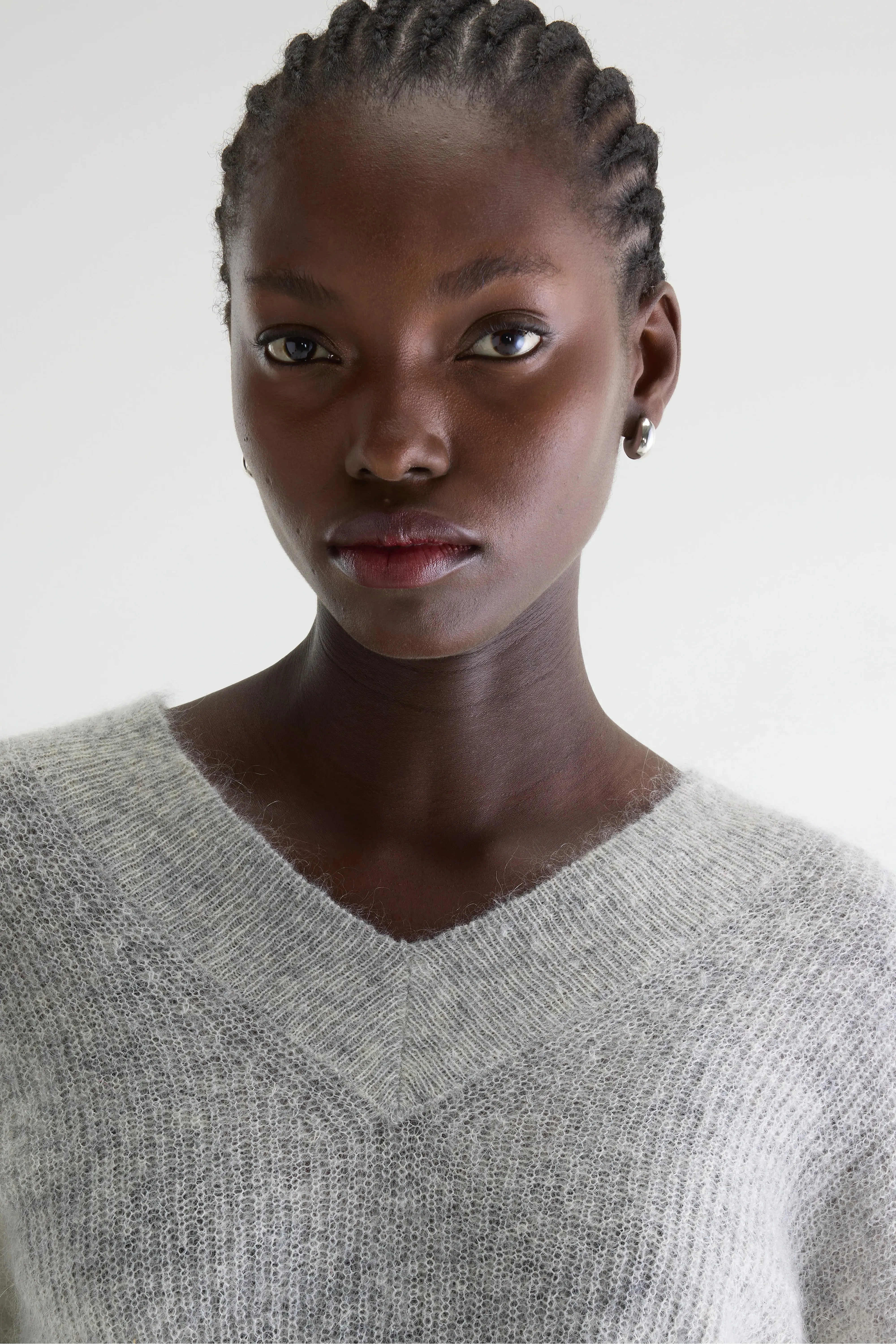 Arco v-neck sweater (261 / W / LIGHT GREY) sold by Bellerose product image thumbnail 5