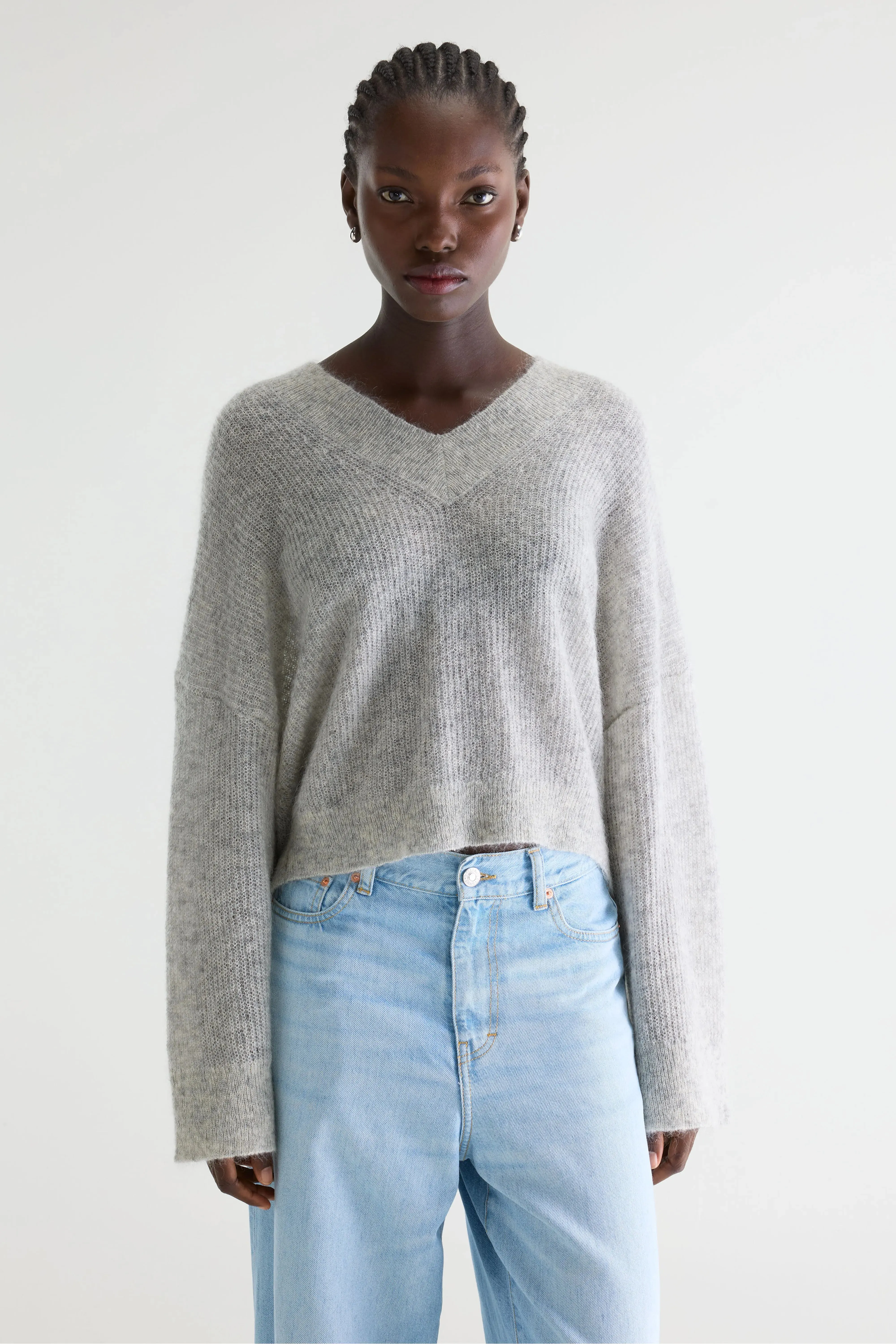 Arco v-neck sweater (261 / W / LIGHT GREY) sold by Bellerose product image thumbnail 2