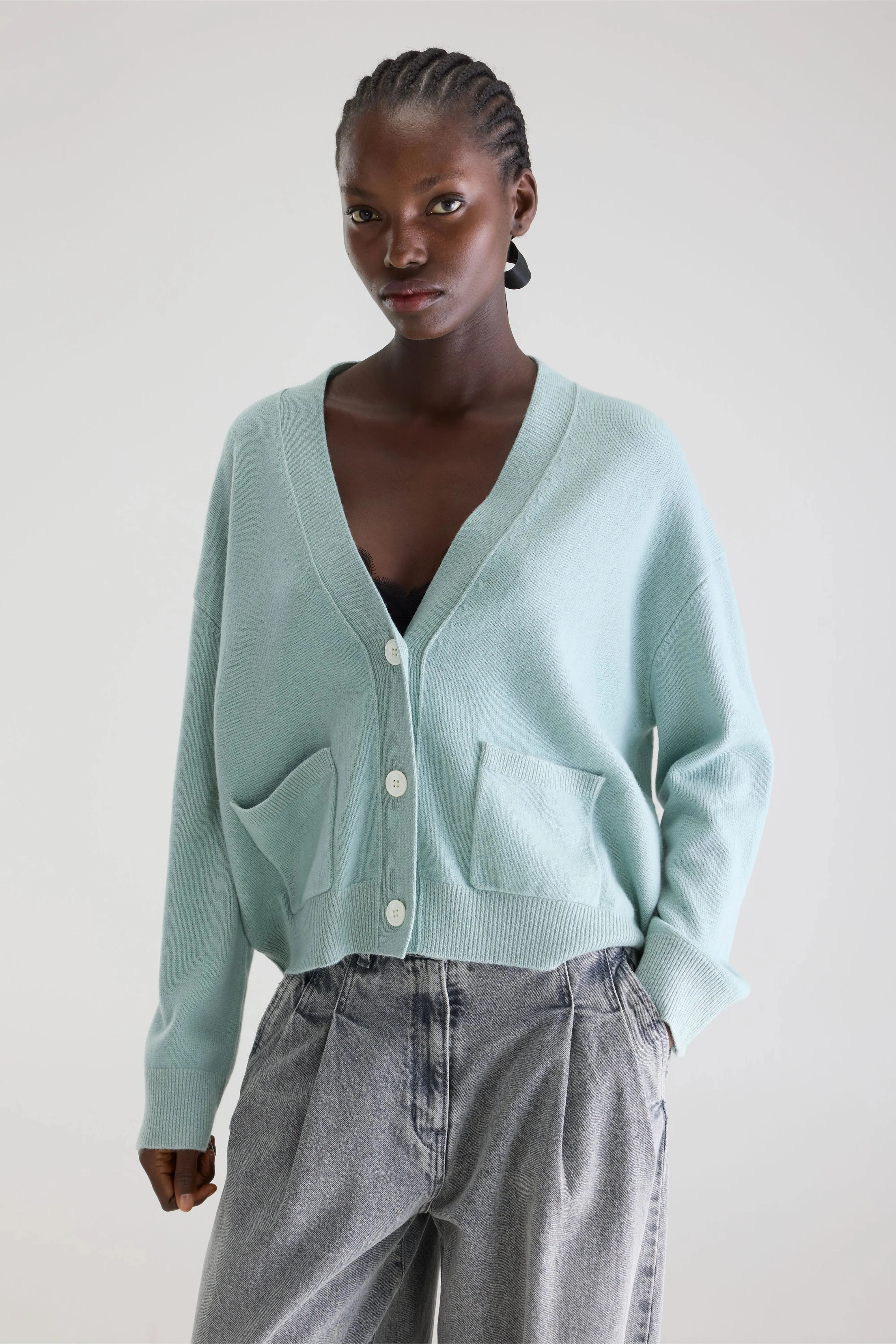 Gakkin boxy cardigan (261 / W / JADEITE) sold by Bellerose product image thumbnail 2