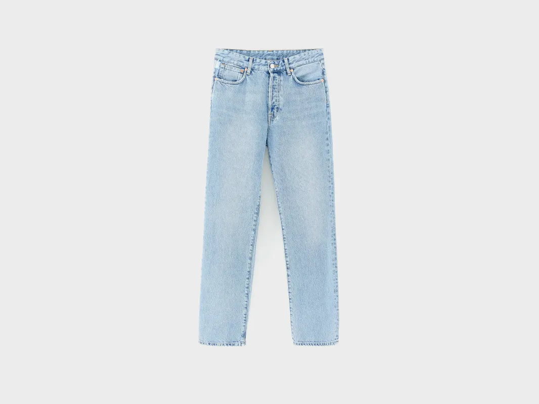 Denim N. 35 straight jeans (261 / W / LT BLUE BLEACH) sold by Bellerose