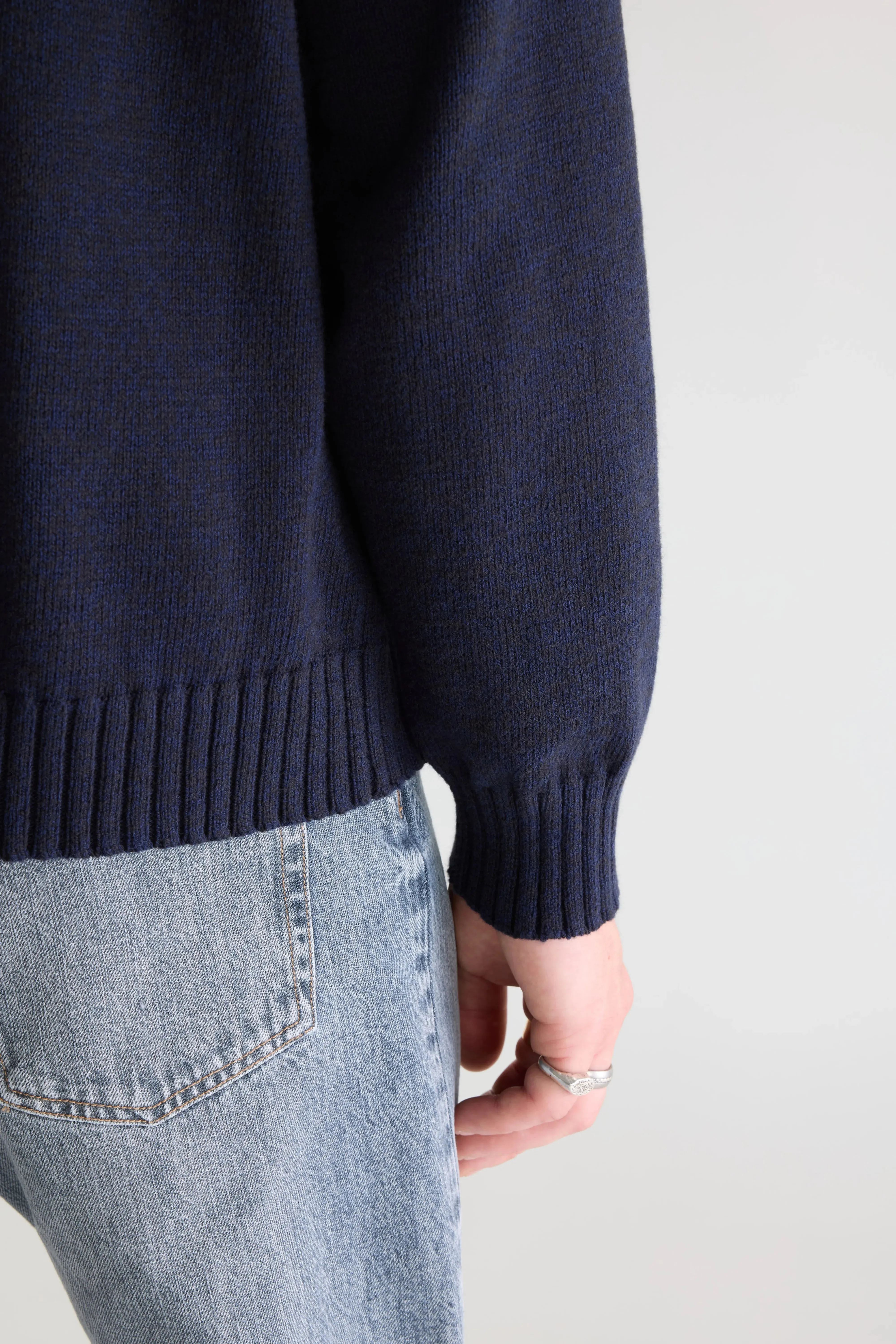 Grimo two-tone sweater (261 / M / BLACK BLUE) sold by Bellerose product image thumbnail 5