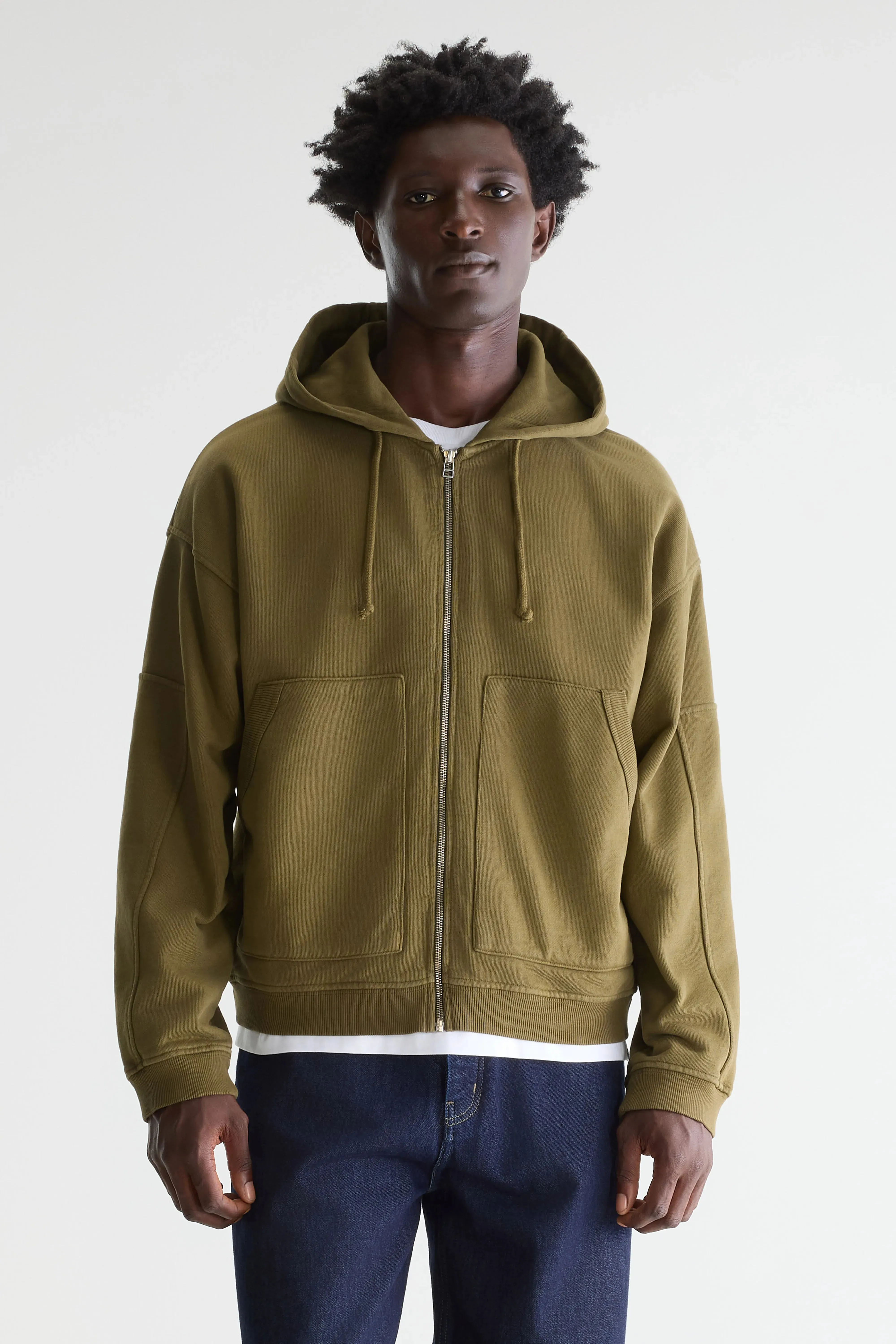 Falkop hoodie (261 / M / MILITARY) sold by Bellerose product image thumbnail 2