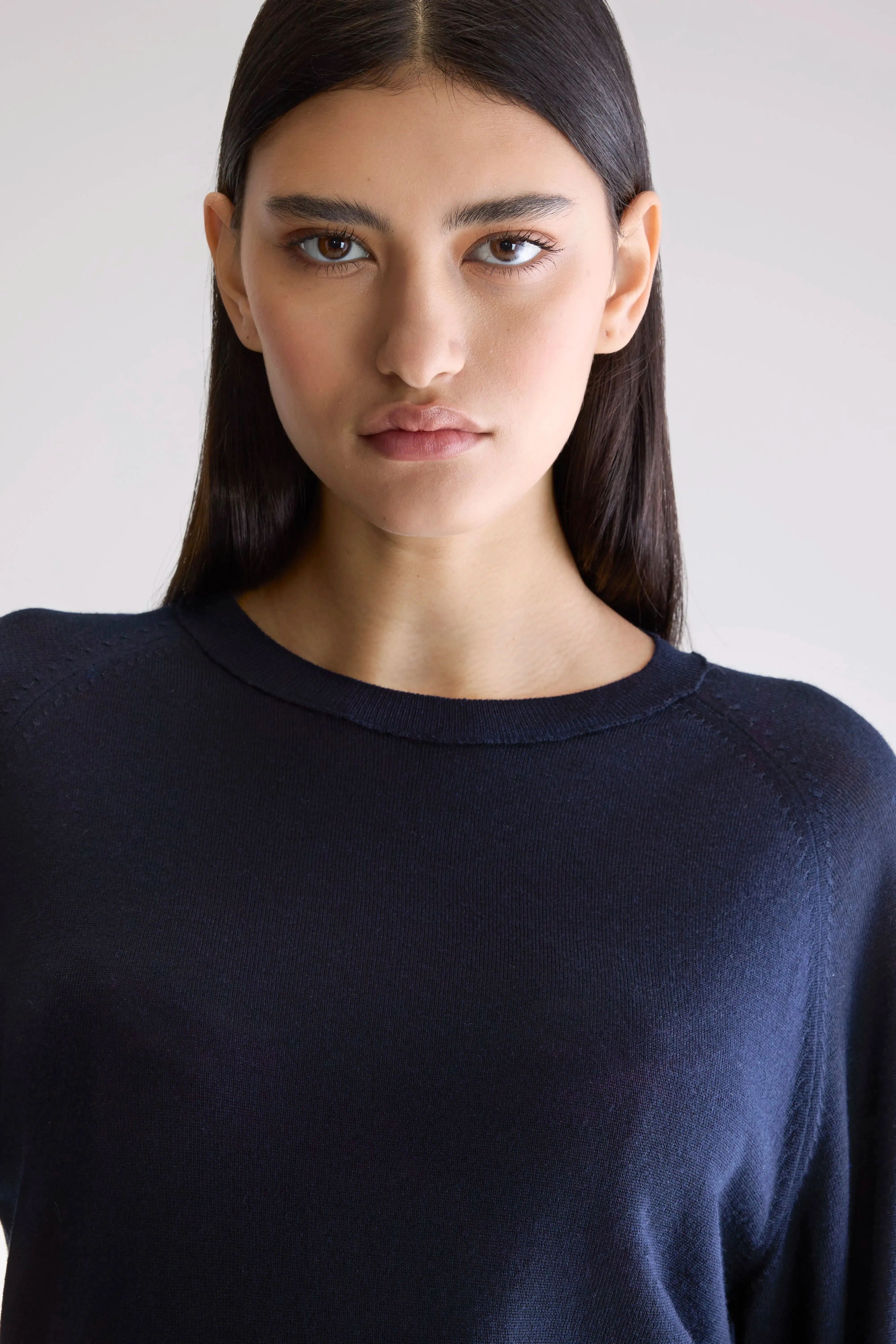 Delen classic crewneck navy sweater (252 / W / NAVY) sold by Bellerose product image thumbnail 5