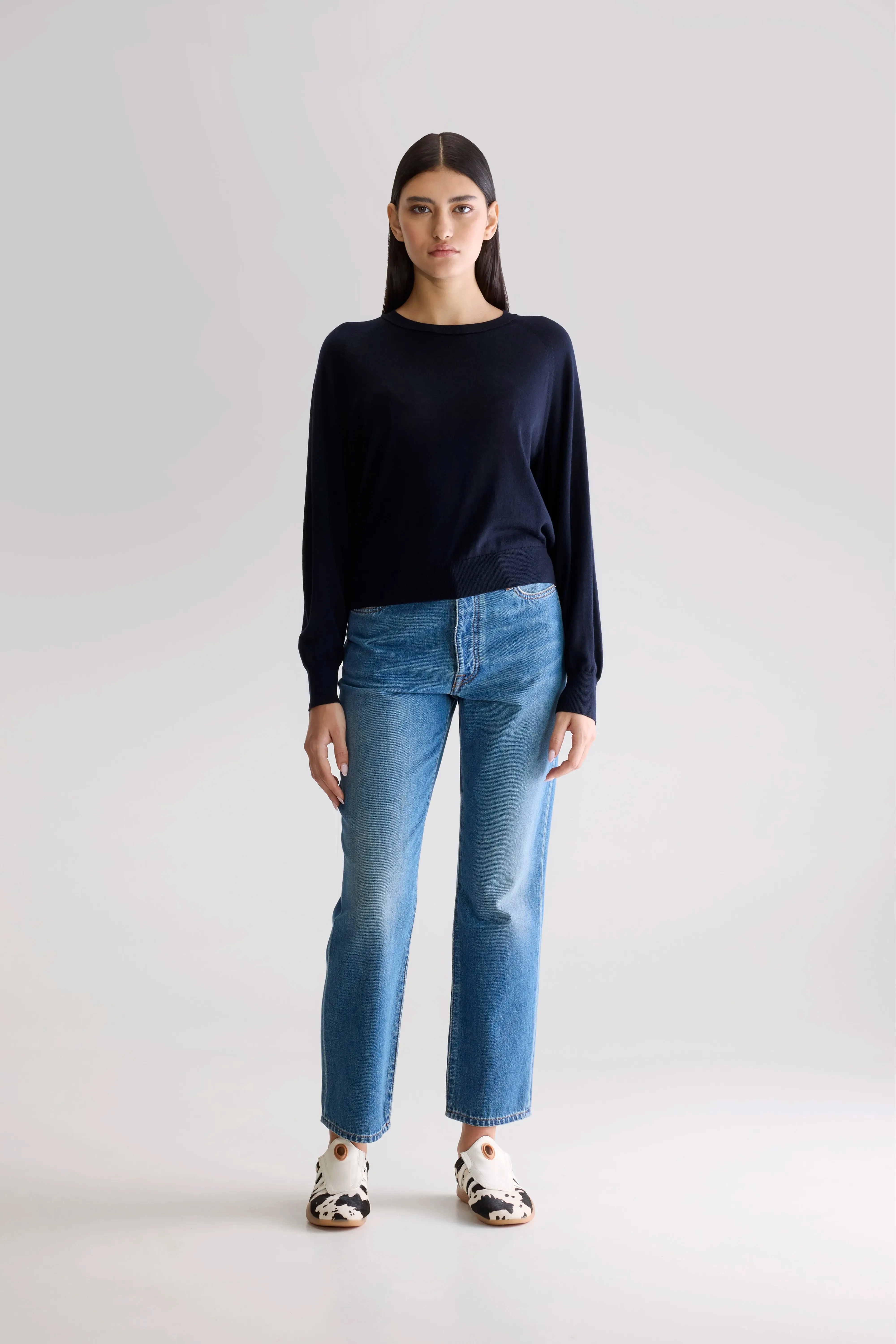 Delen classic crewneck navy sweater (252 / W / NAVY) sold by Bellerose product image thumbnail 3