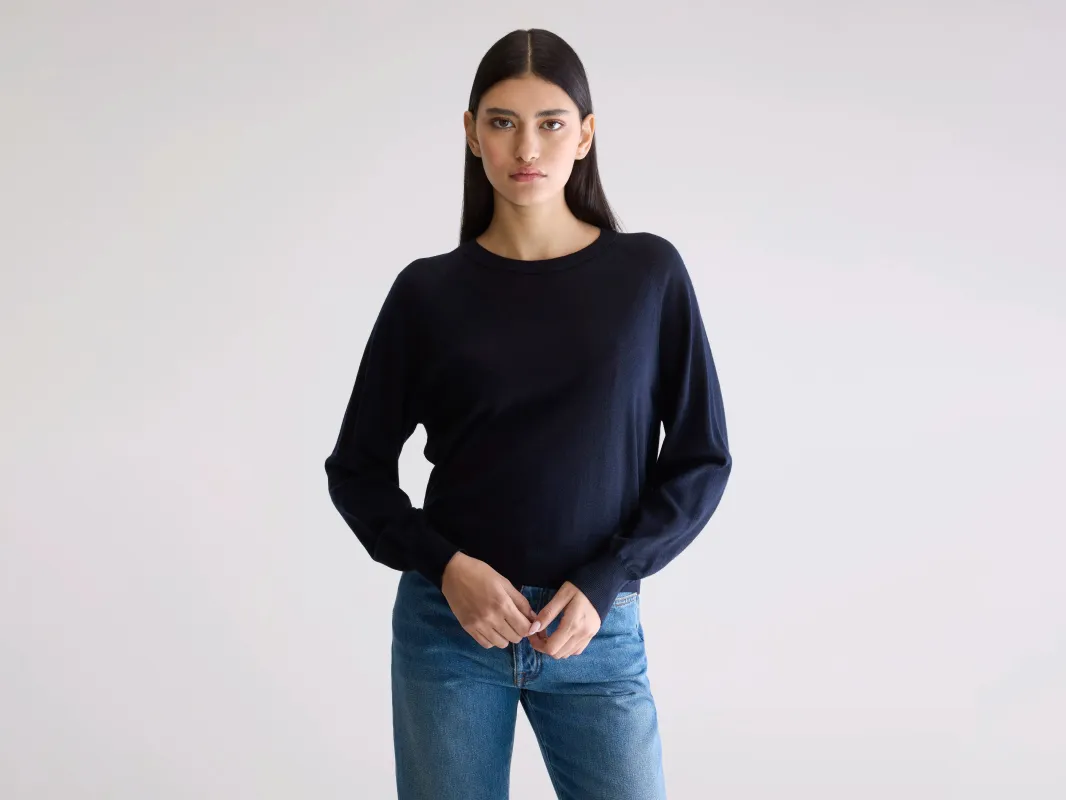Delen classic crewneck sweater (252 / W / NAVY) sold by Bellerose