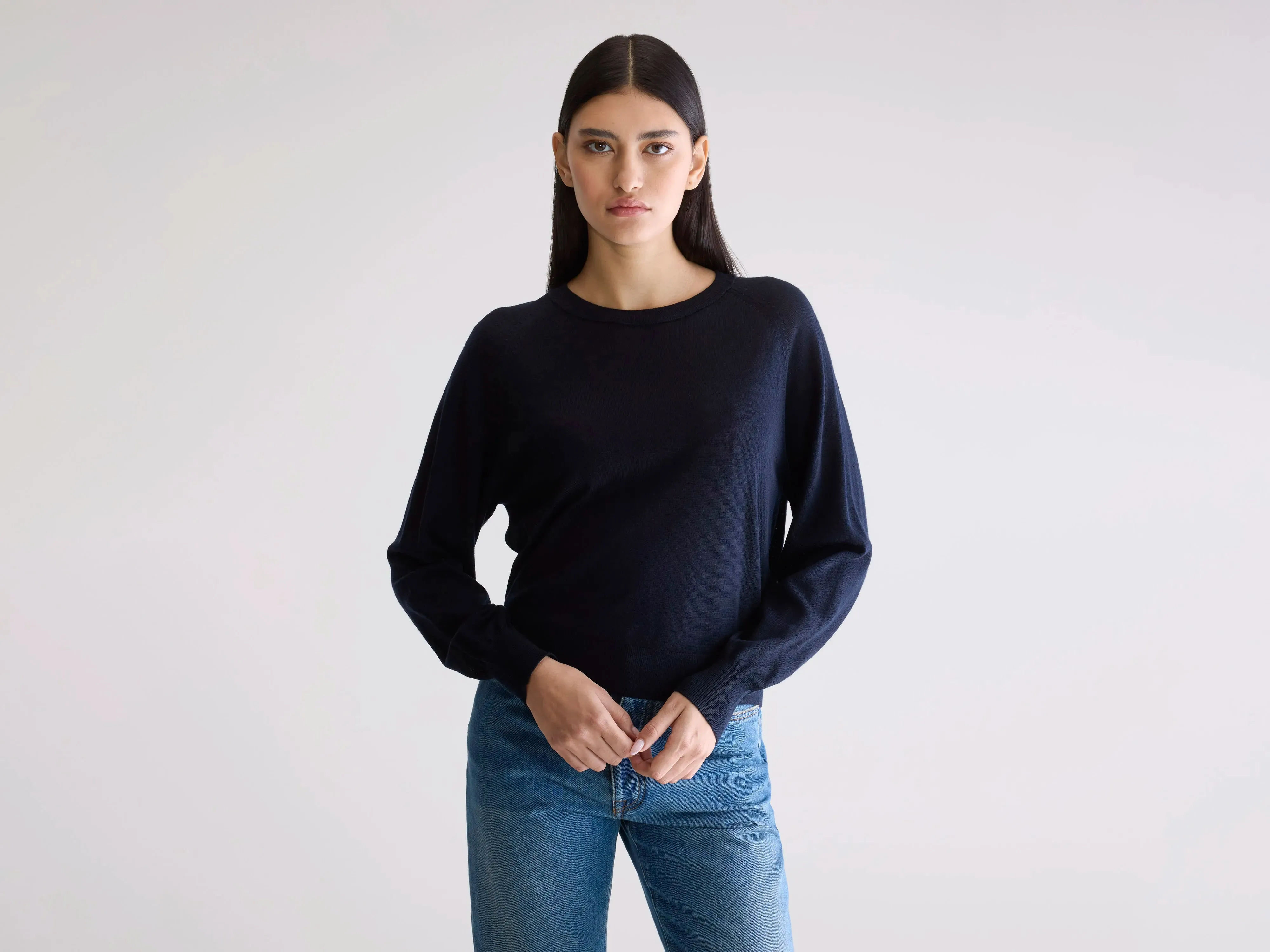 Delen classic crewneck navy sweater (252 / W / NAVY) sold by Bellerose